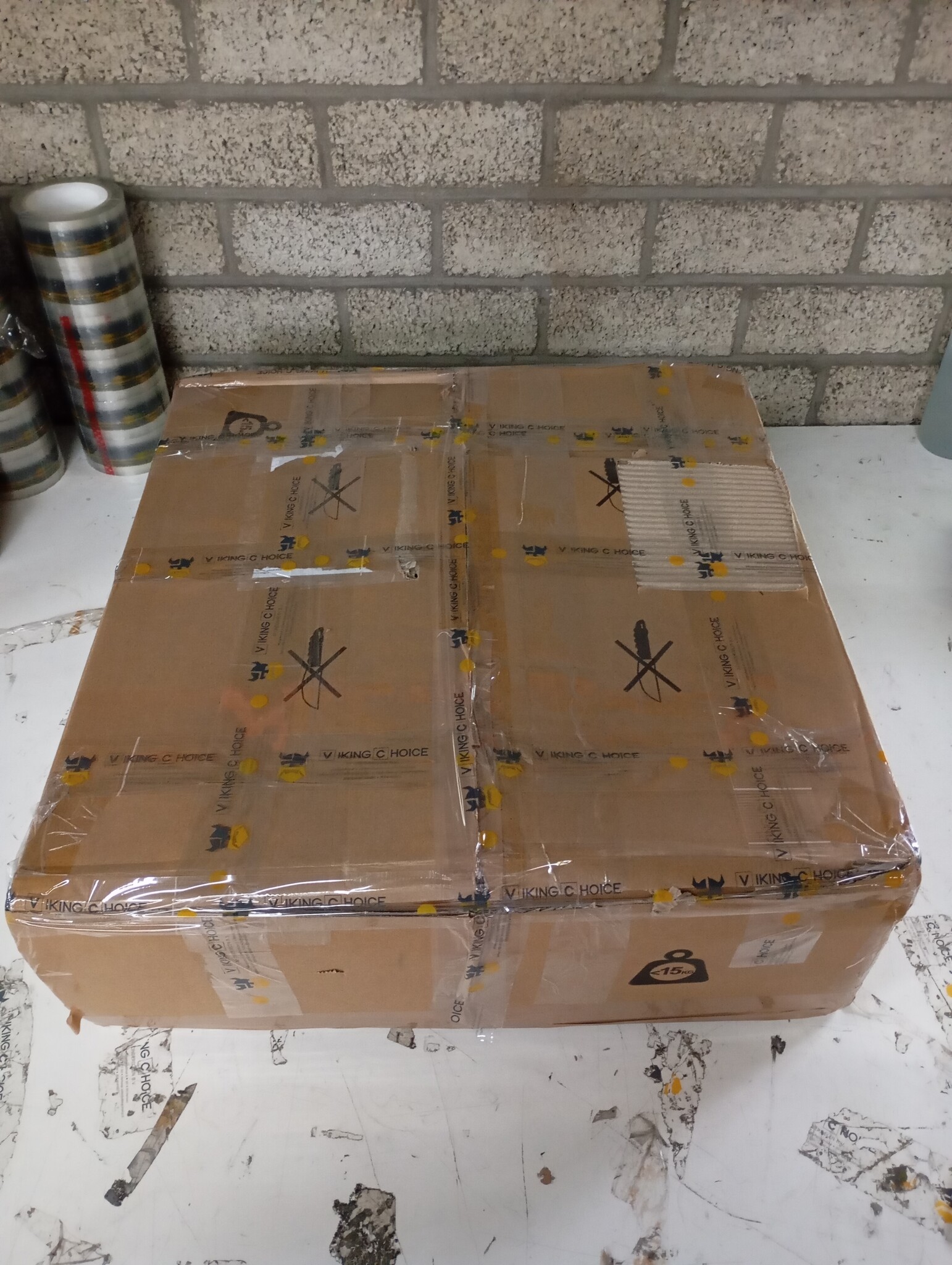 vidaXL Fluweel Crème Kruk met Houten Poten - 55% Korting!