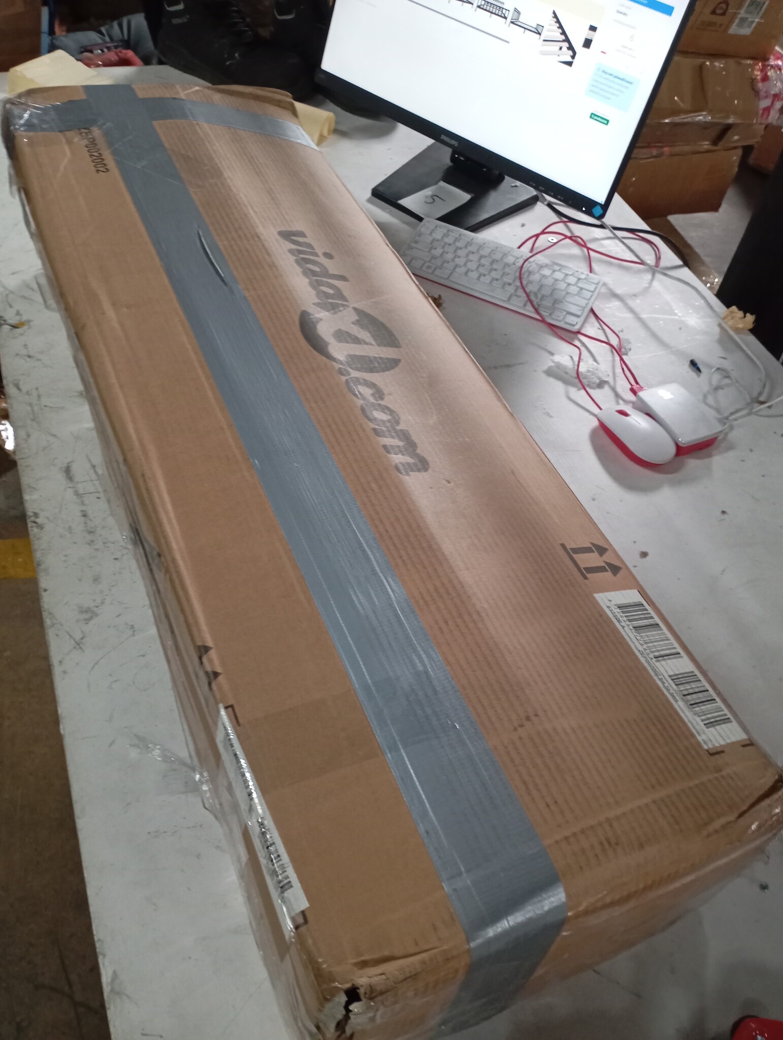 vidaXL Bedframe Grenenhout Zwart 200x200 cm - Nu 50% Korting!