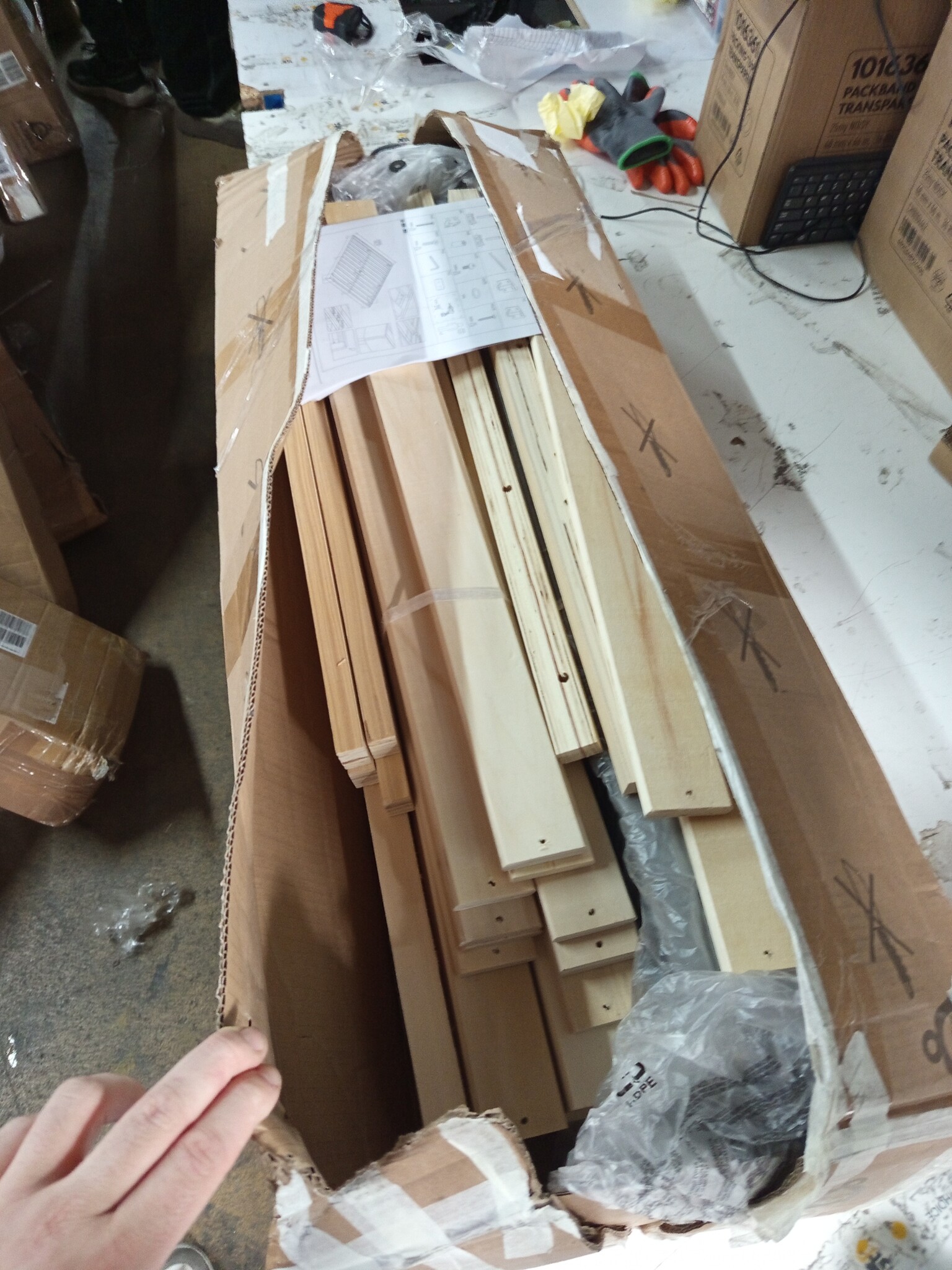 vidaXL Bedframe 140x200 cm Fluweel Lichtgrijs - 55% Korting!