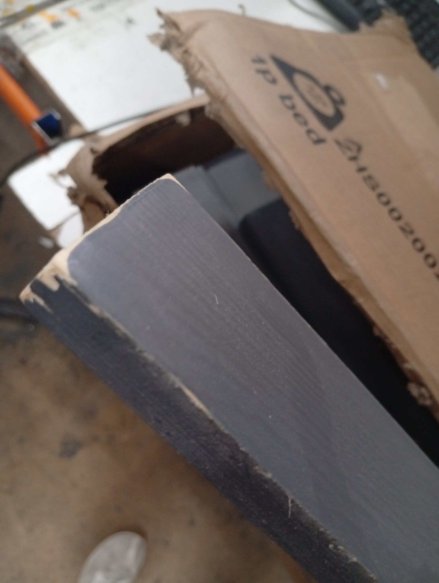 vidaXL Bedframe Grenenhout Grijs (200x200cm) - 55% Korting!