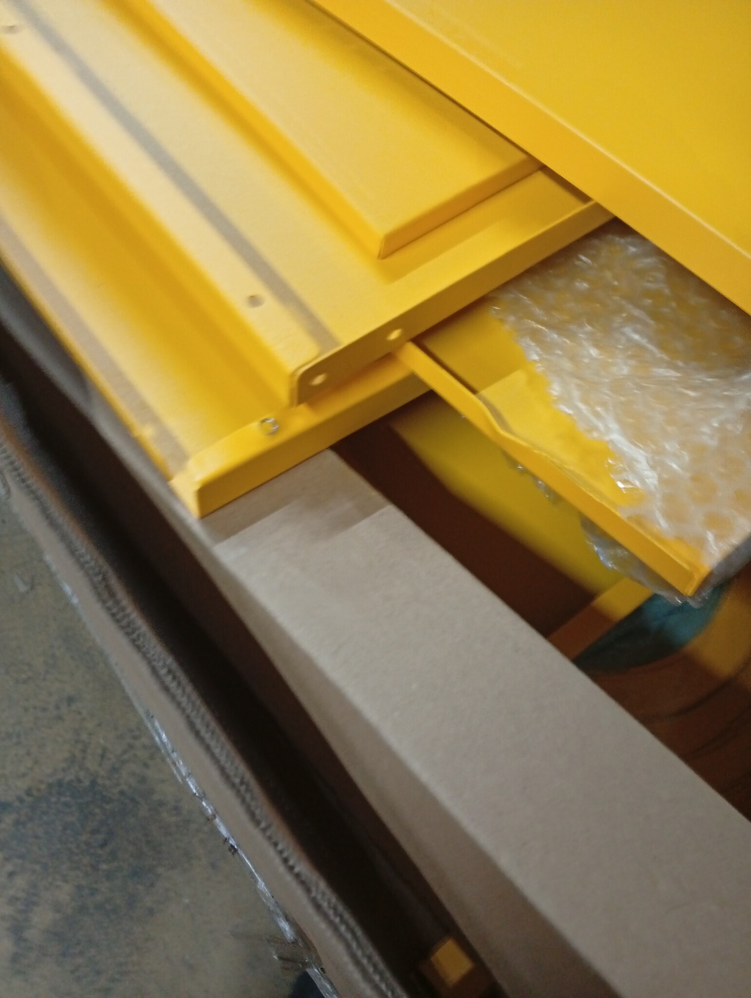 VidaXL Hoge Kast Staal Mosterdgeel - 60% Korting!