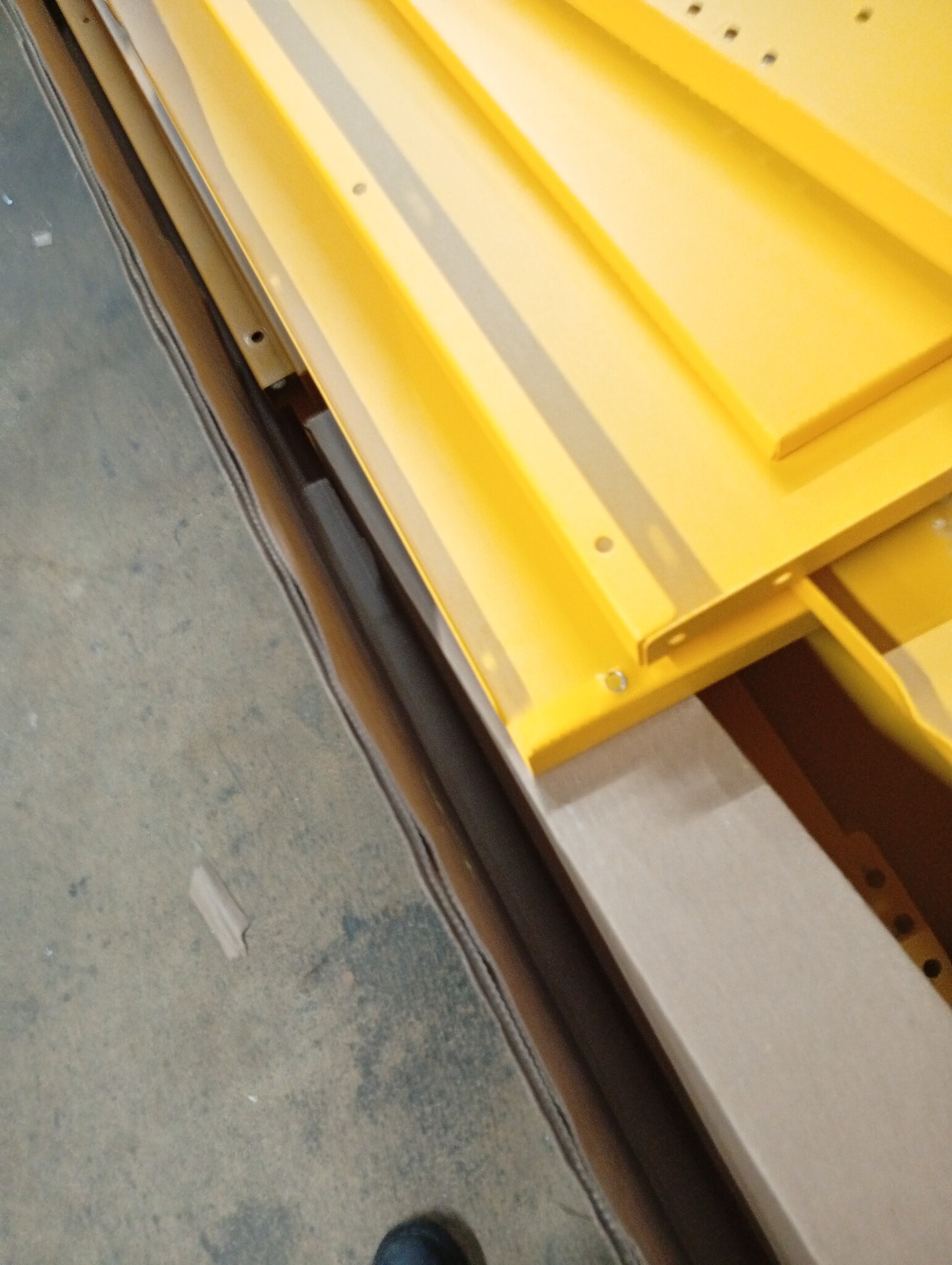 VidaXL Hoge Kast Staal Mosterdgeel - 60% Korting!