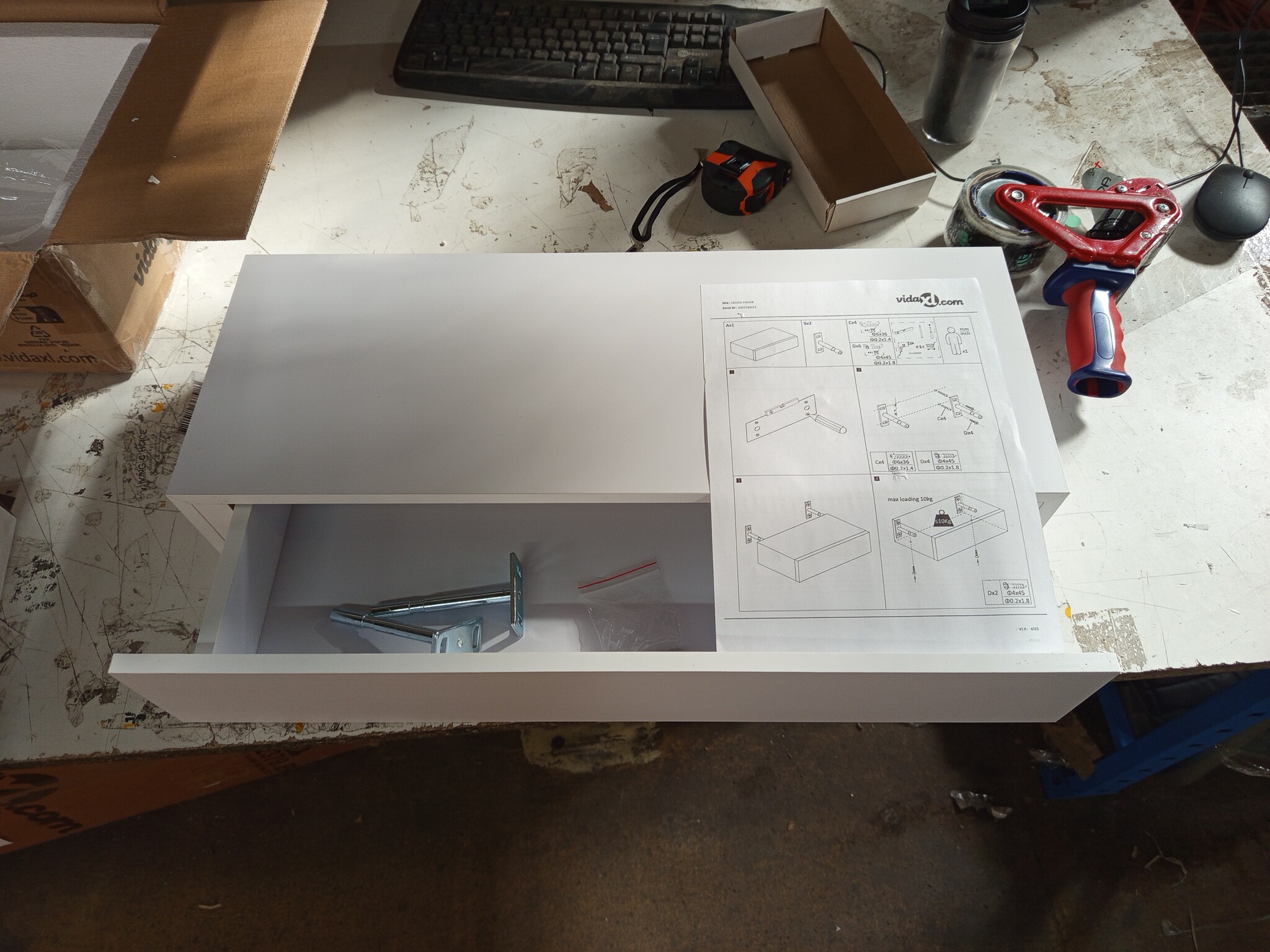 vidaXL Wandschap met lade 60x23,5x10 cm MDF wit