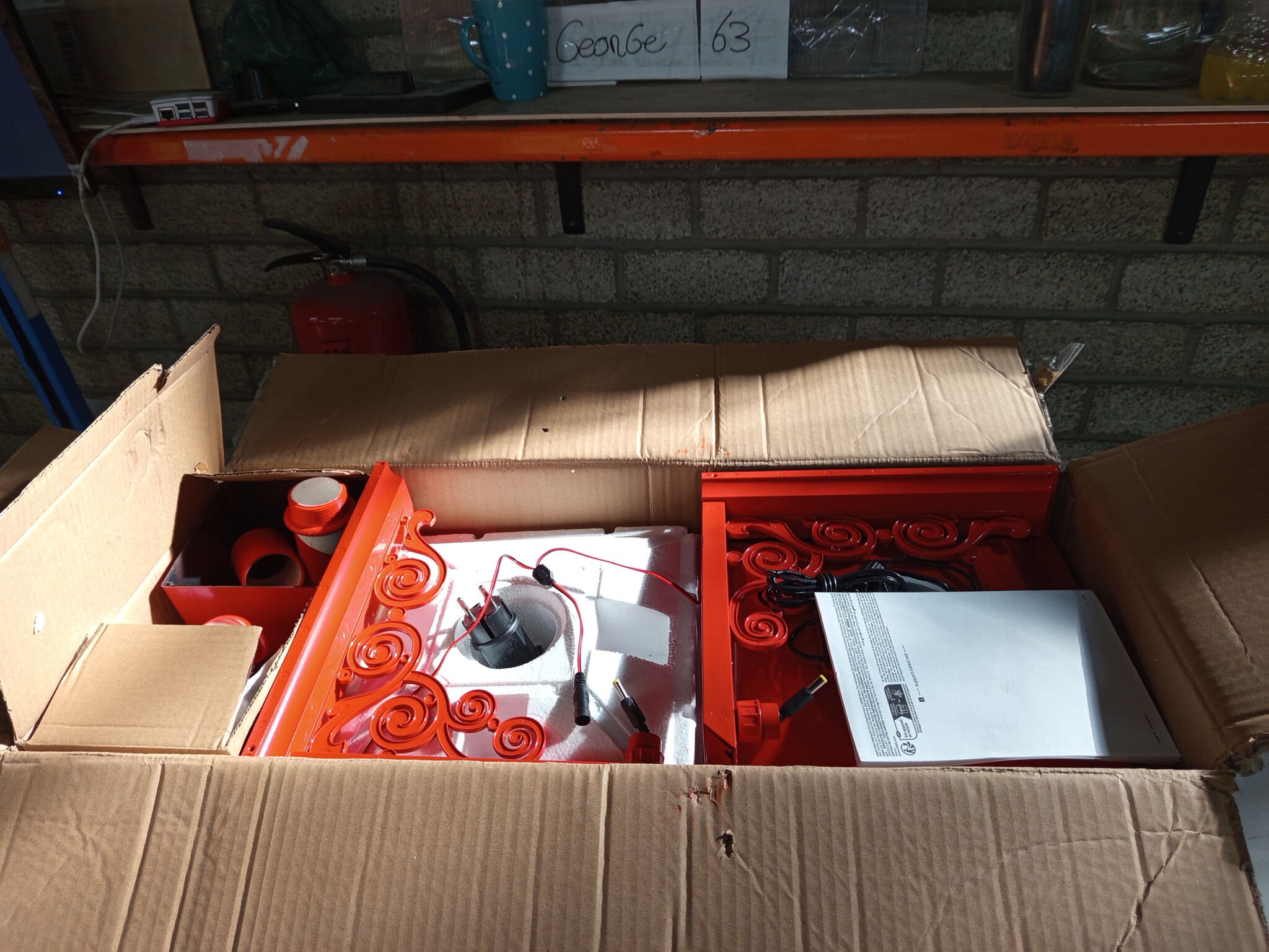 vidaXL Kerststraatlamp 2 Lantaarns Rood - Nu 60% Korting!