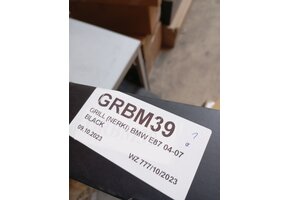 Grill BMW 1 Serie E87/E81 04-07 Mat Zwart - 40% Korting!