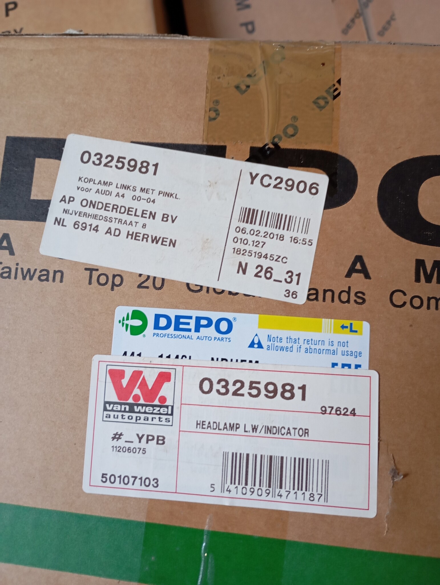 Koplamp links geschikt voor Audi A4 + Avant S4 2000 tot 2005