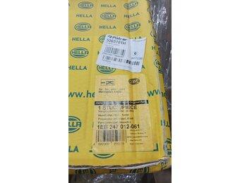 Hella Koplamp Rechts Mercedes Sprinter (B906) - 40% Korting!