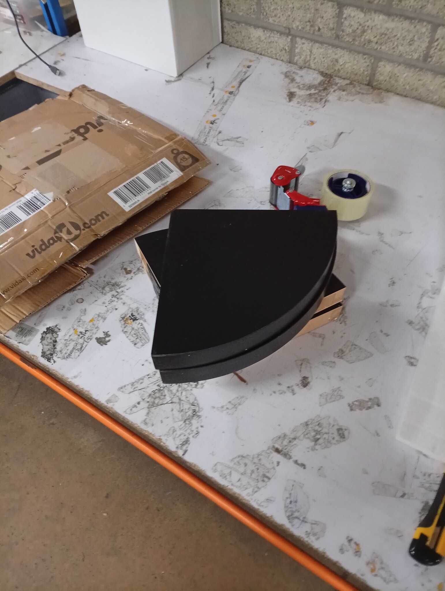 vidaXL Zwevende Hoekschappen (4 stuks) zwart - 55% Korting!