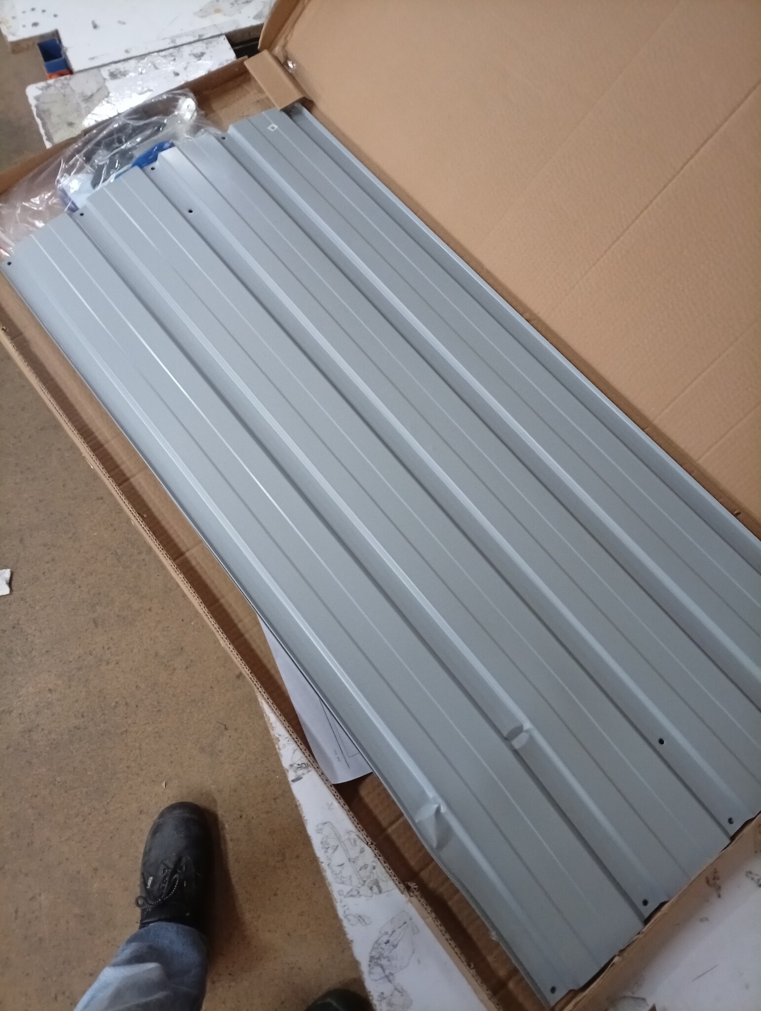 vidaXL Verhoogde Plantenbak 100x40x45cm Antraciet - Nu 60% Korting!