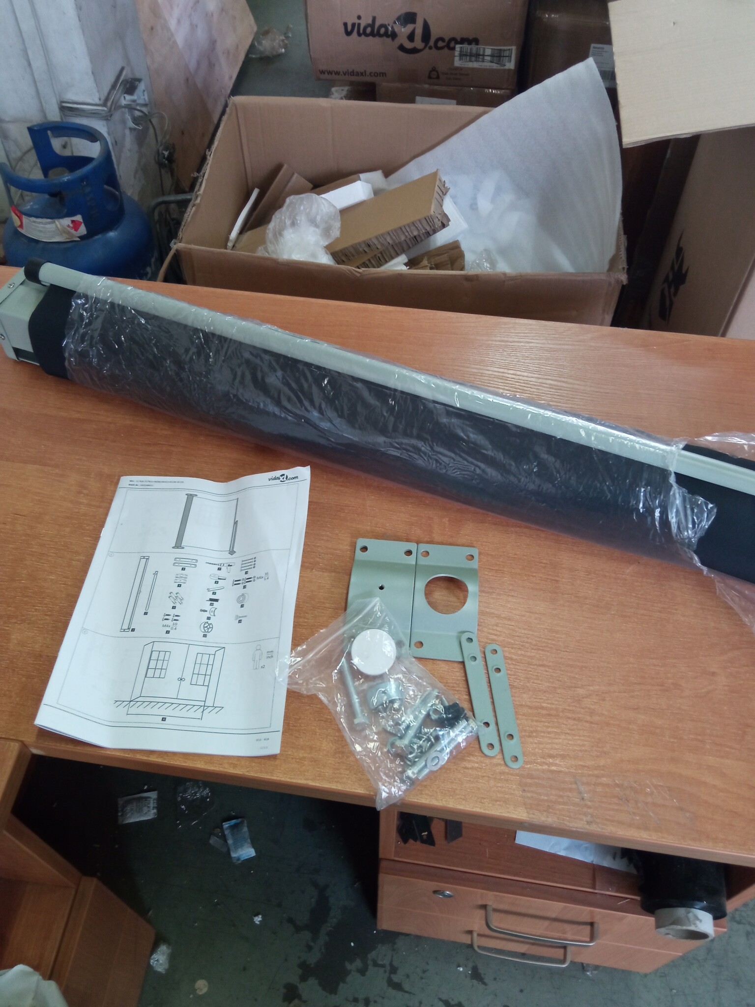 vidaXL Uittrekbaar Tuinscherm 100x300 cm Zwart - 64% Korting!