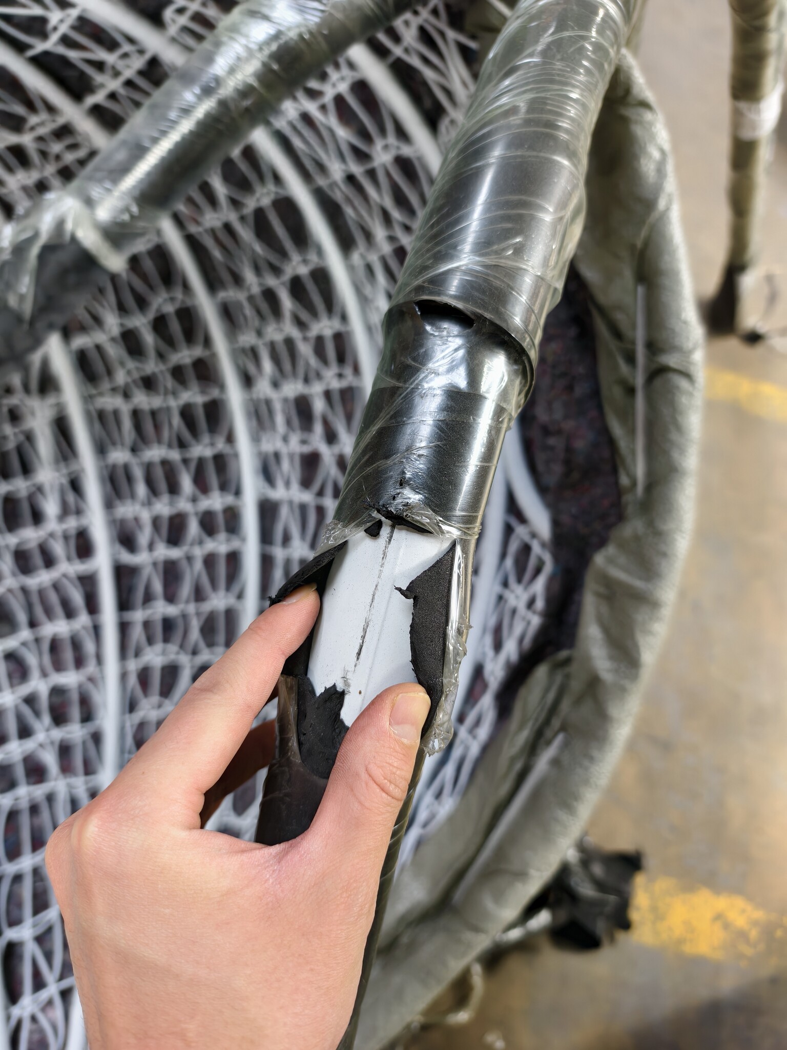 Hangstoel Wit - 2 Persoons - met Frame - 55% Korting