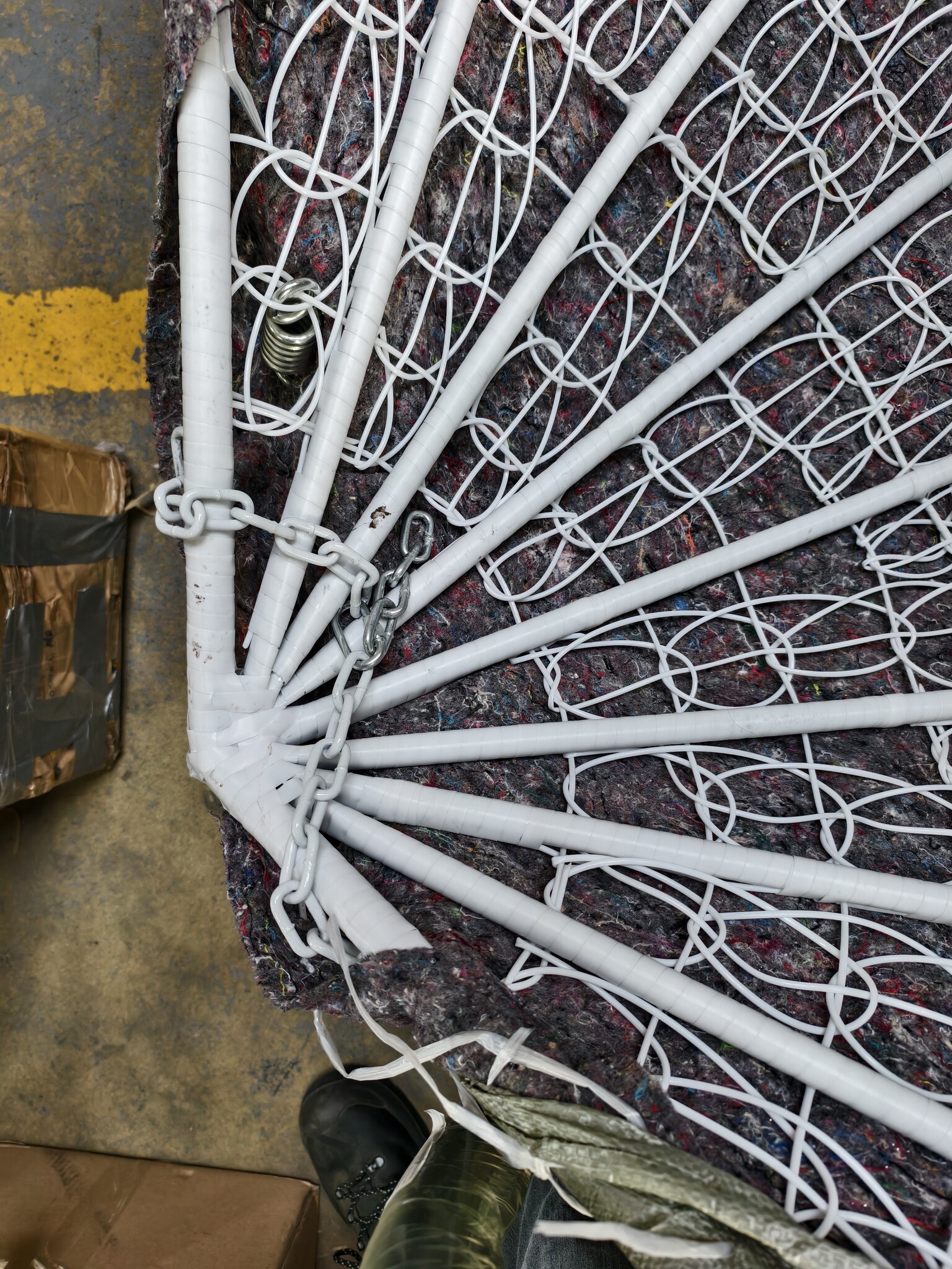 Hangstoel Wit - 2 Persoons - met Frame - 55% Korting