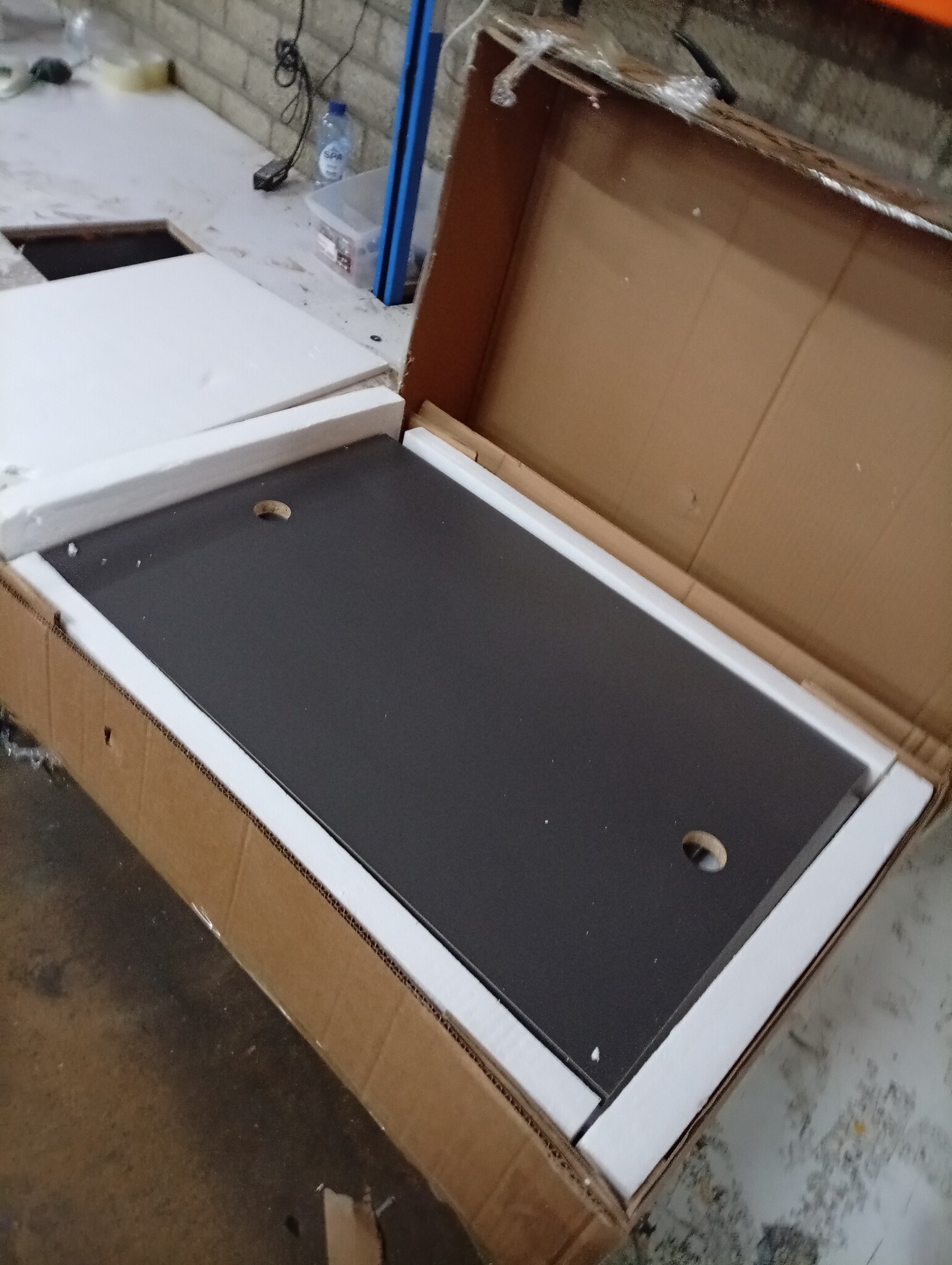 vidaXL Nachtkastje LED Grijs Bewerkt Hout 45x35x67 cm | -58%