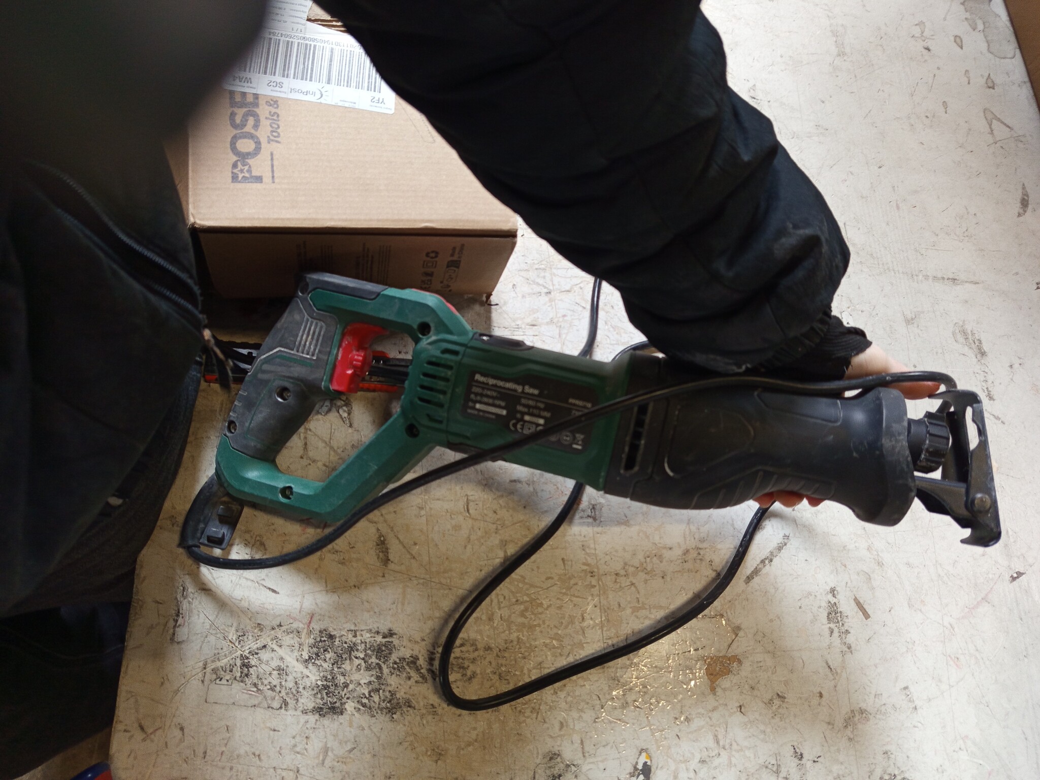 POSENPRO Reciprozaag 710W - 48% Korting | Incl. Zaagbladen