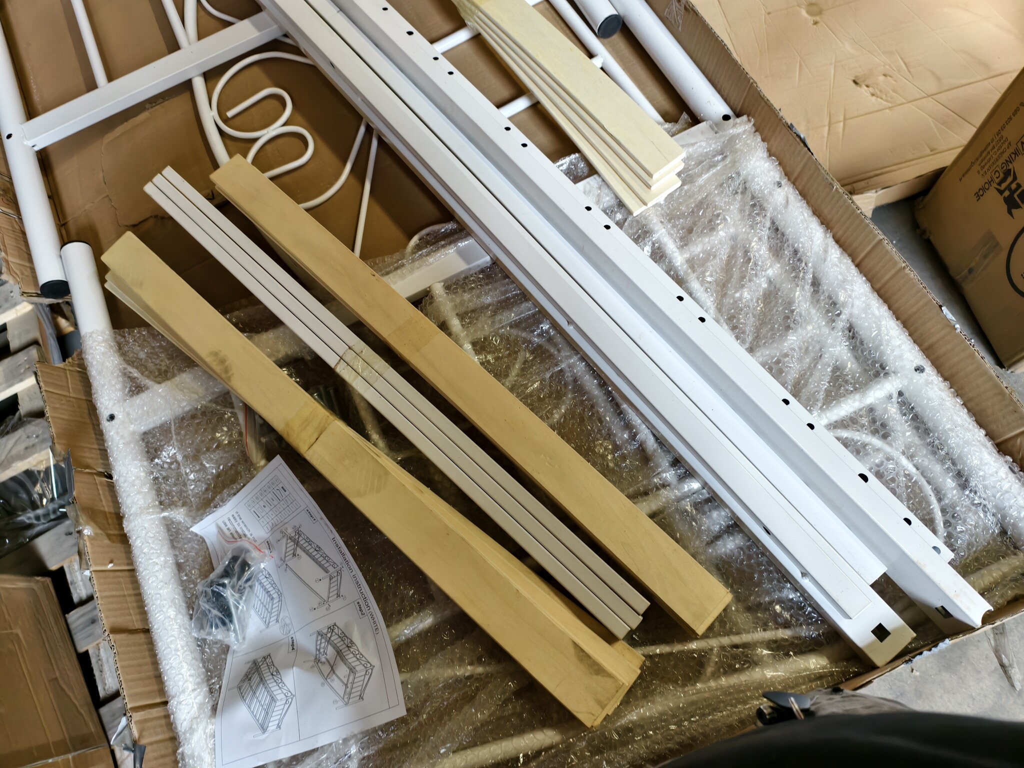 Bedframe 90x200 cm Wit Metaal (Incl. Lattenbodem) - 54% Korting!