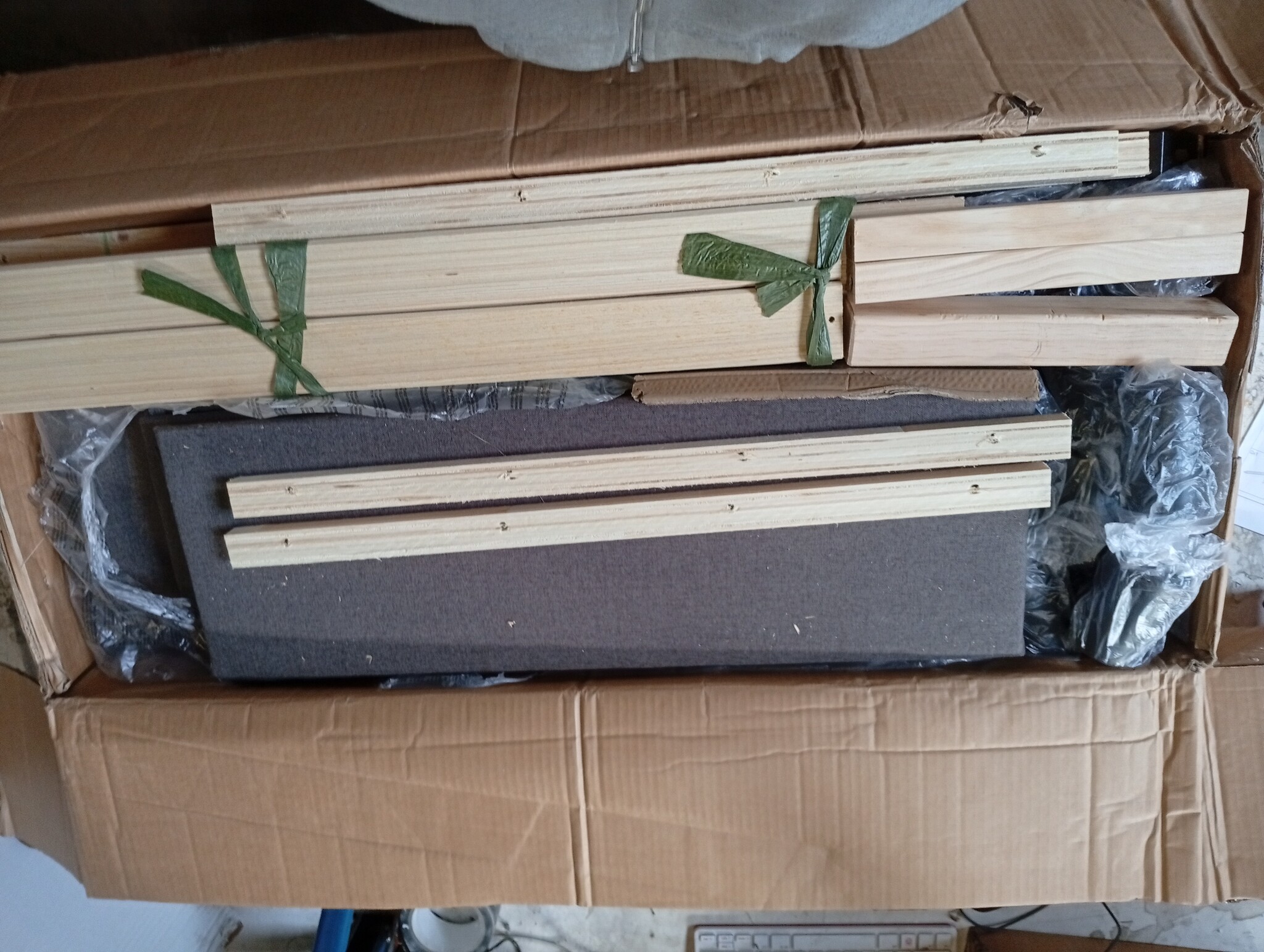 VidaXL Bedframe Taupe 140x200 cm - 54% Korting