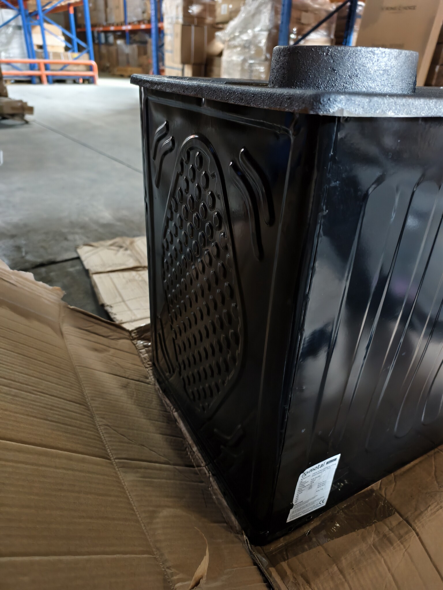 Zwart Houtfornuis 7,85 kW - 50% Korting - Verwarmt tot 55 m²