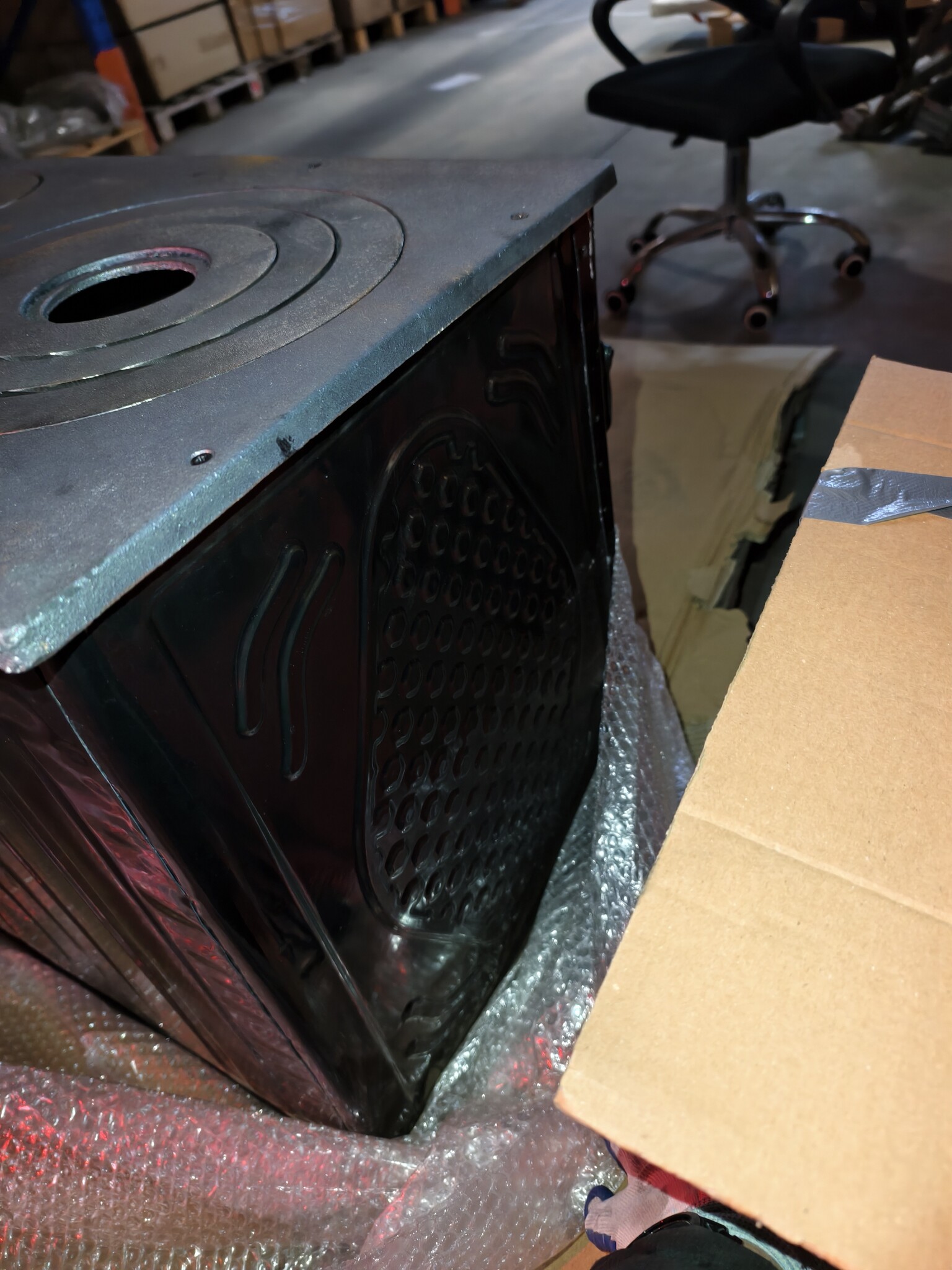 Houtfornuis - houtkachel - zwart - 7,85 kW - verwarmt tot 55 m²