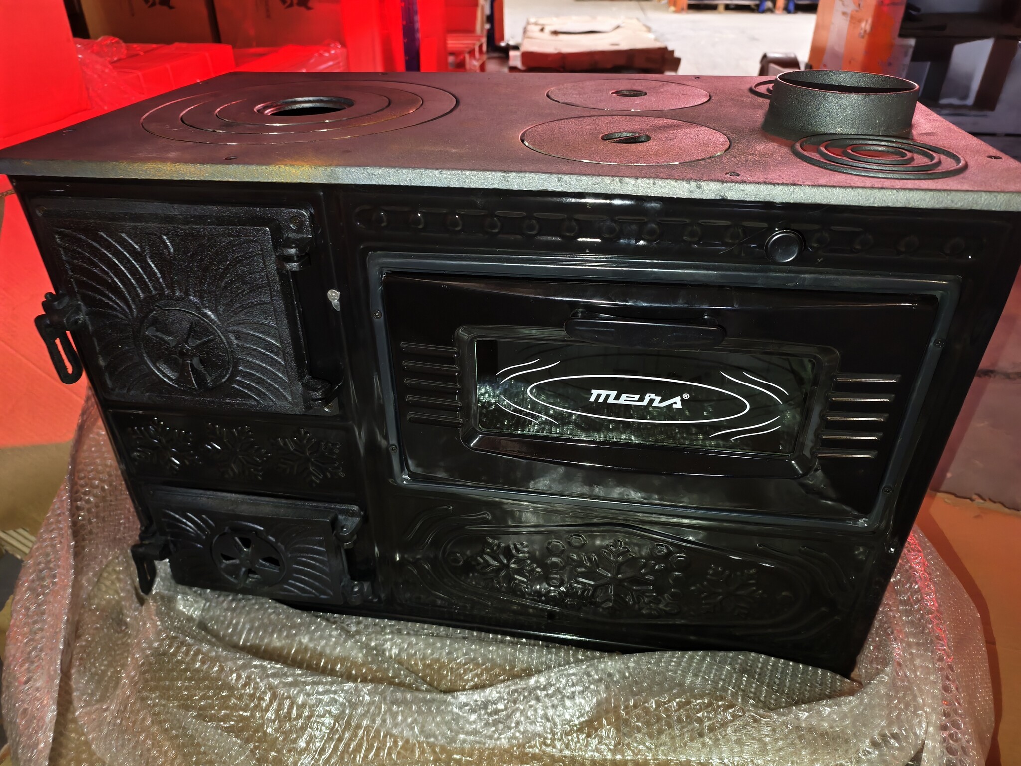 Houtfornuis - houtkachel - zwart - 7,85 kW - verwarmt tot 55 m²