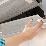 Ciarra CBCS6906D A++ Platte Afzuigkap Afzuigkap 60 cm Convectie 370 m³/h met CBCF002X2 Actieve Koolfilter Geïntegreerde Inbouw Platte Afzuigkap 2 Treden LED-verlichting Zilver