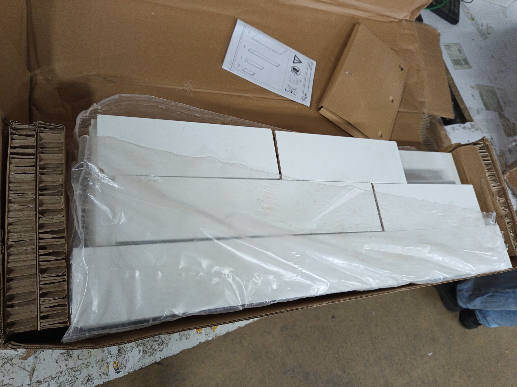 vidaXL Boekenkast/Kamerscherm Hoogglans Wit - 50% Korting!