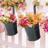KINGLAKE 10 pièces Pots de Fleurs en métal à Suspendre 16cm, Pot Fleur Suspendre Metal pour intérieur extérieur Balcon clôture - avec Crochet Amovibles-Noir