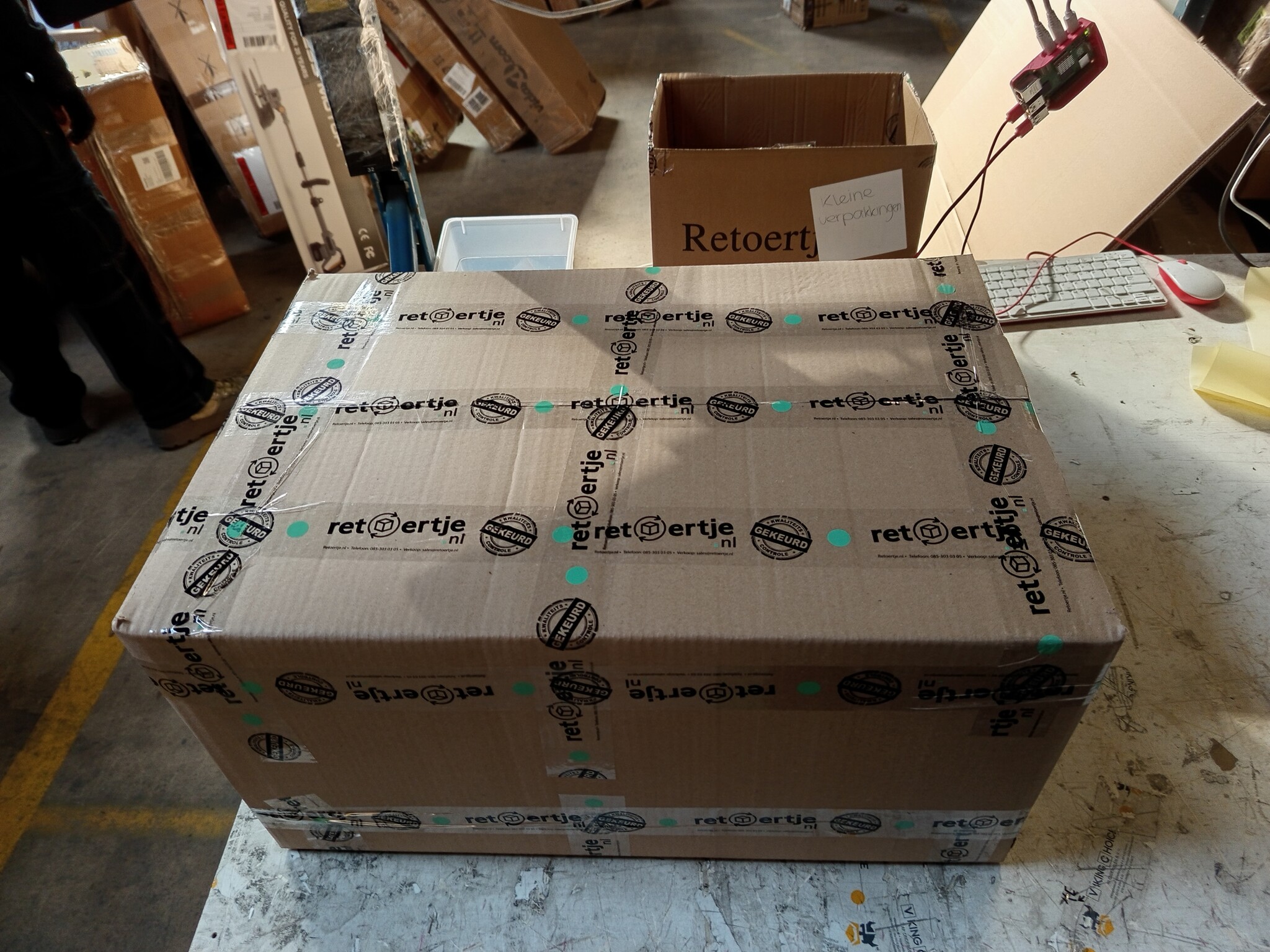 QPAU Kinder Bokszak - 168cm - 55% Korting!