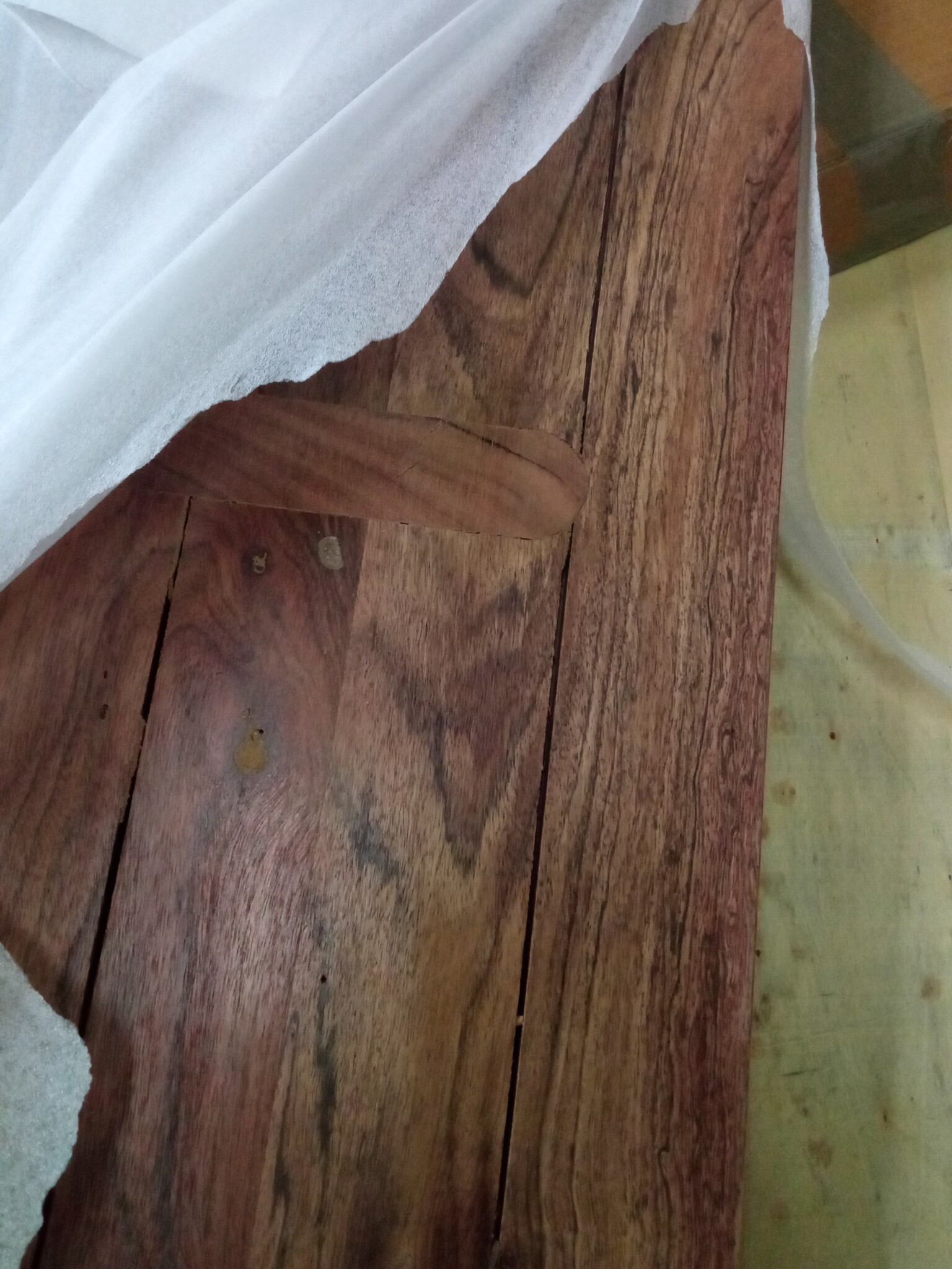 Blat łazienkowy prostokątny 100x60x3,8 cm lite drewno akacjowe USZKODZONY