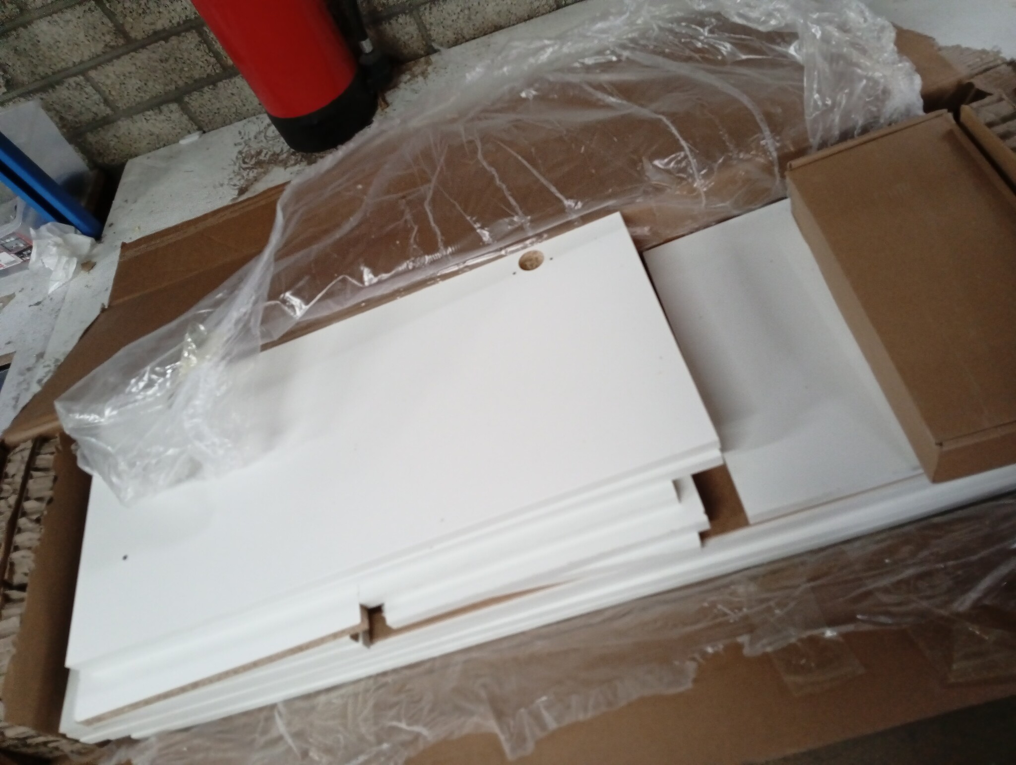 VidaXL Badkamerkast Wit - 30x30x183,5 cm - 53% Korting