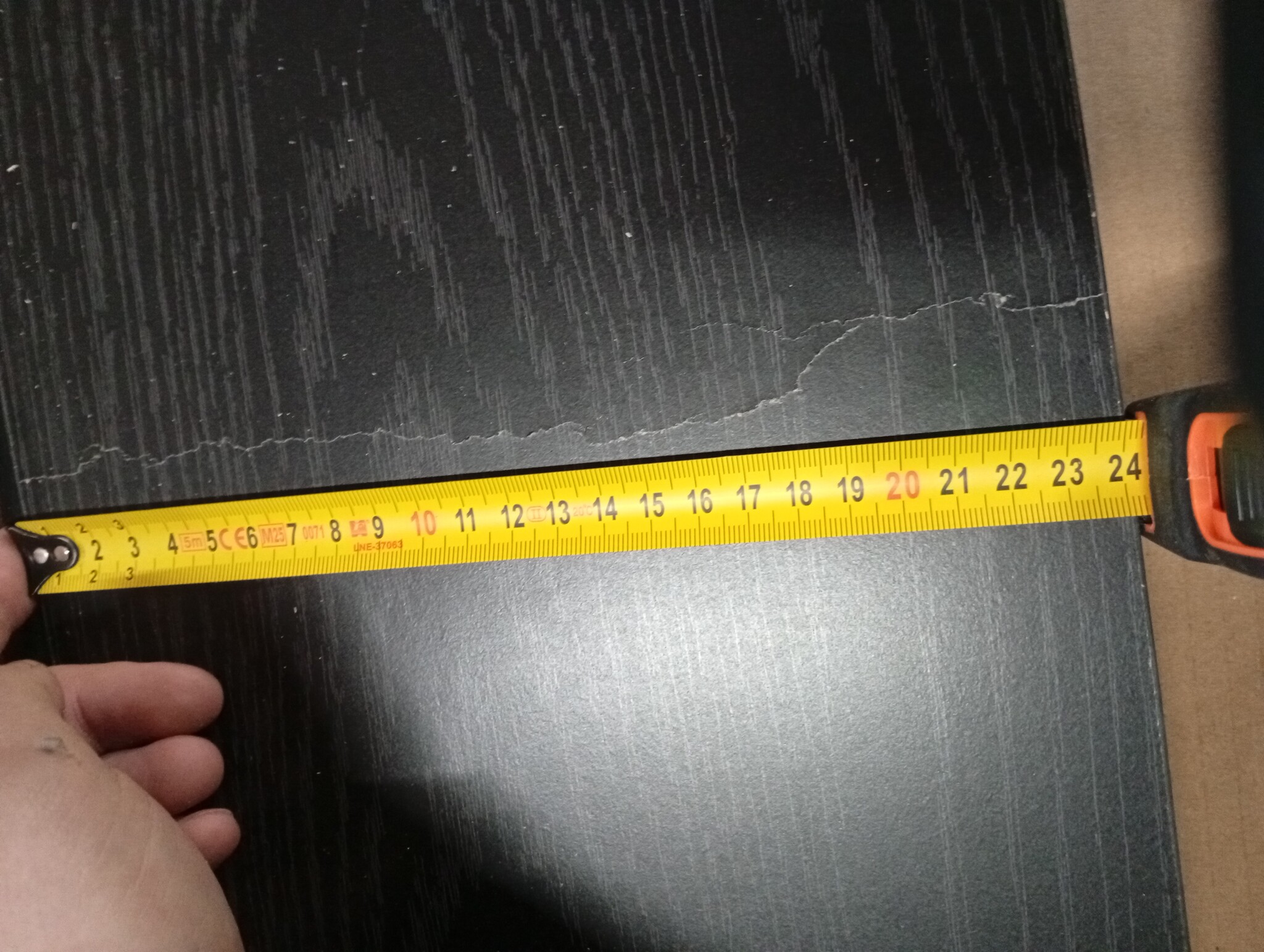 vidaXL Boekenkast Zwart eiken 60 x 24 x 143 cm Bewerkt hout