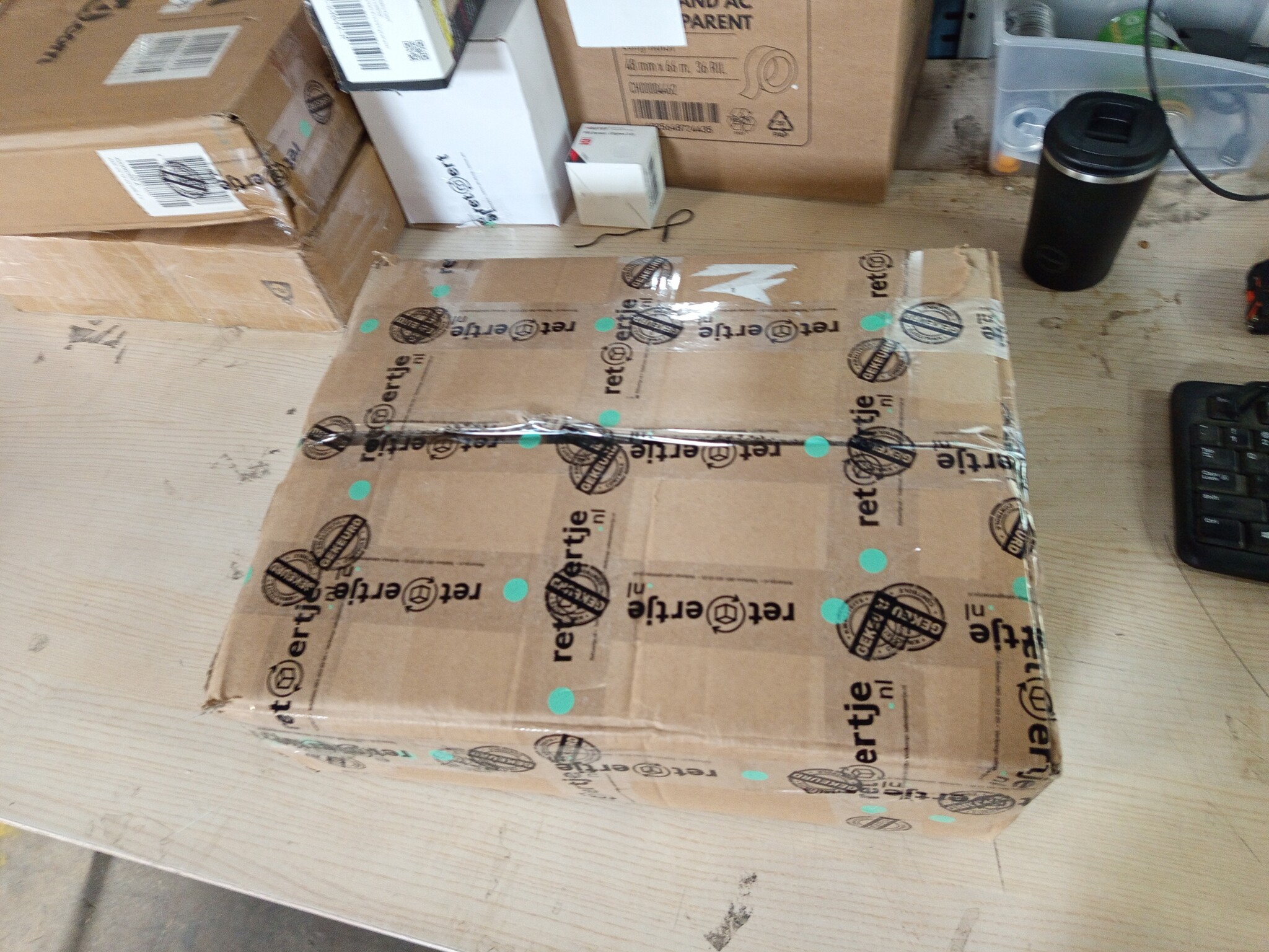 KMZ Luchtmatras, verdikte en dubbelzijdig gevlokte SUV, luchtmatras, campingmatras, met 2 opblaasbare hoofdkussens, donkergrijs