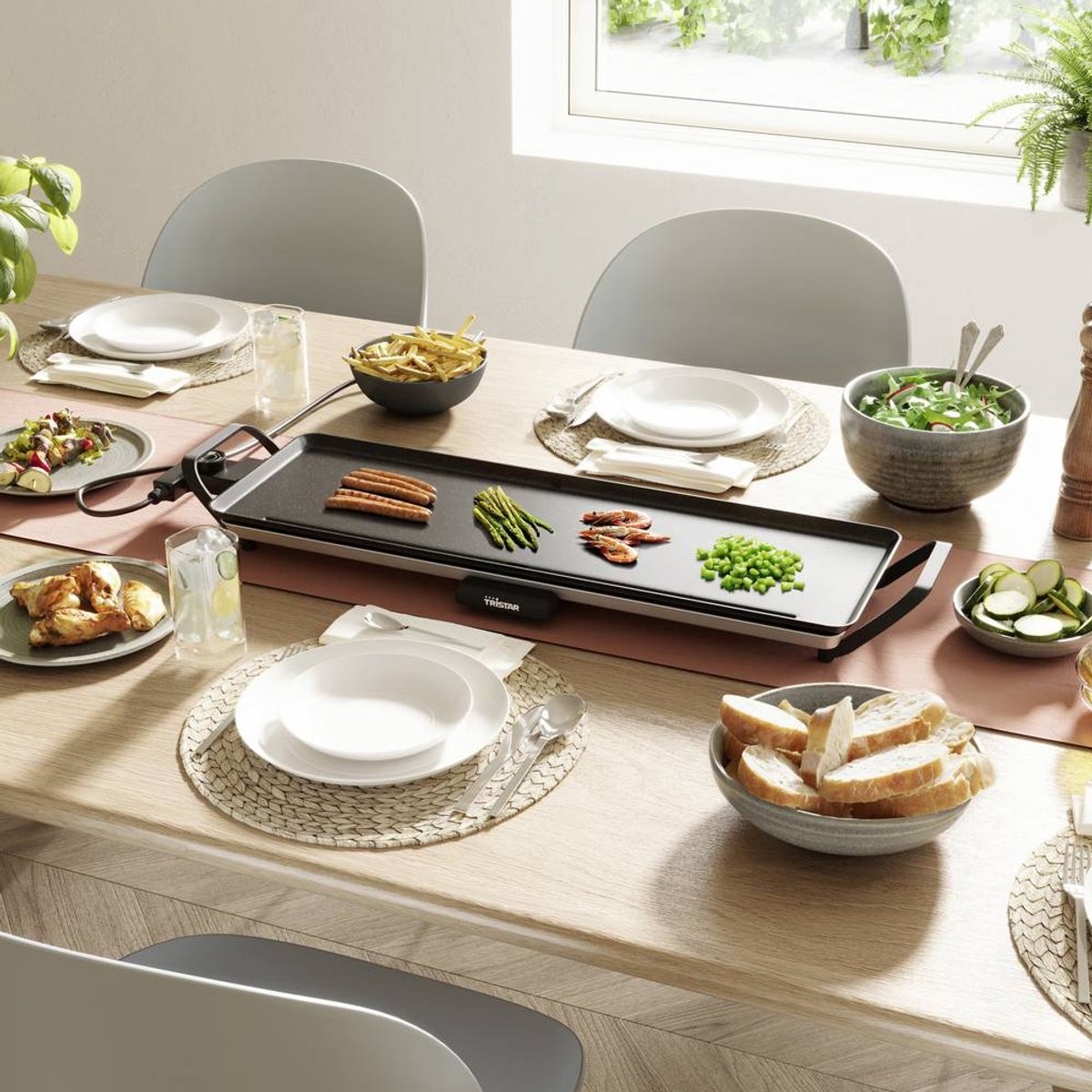 Tristar Bakplaat 1800W - 70cm - 6-8 personen - 45% korting