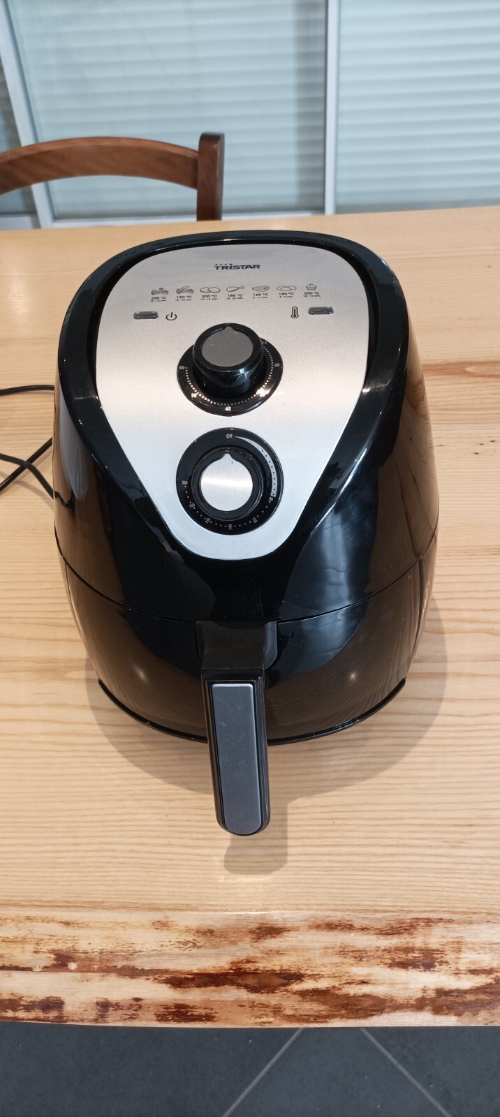 ESSENTIELB Airfryer 7.6L met 48% Korting - Als Nieuw!
