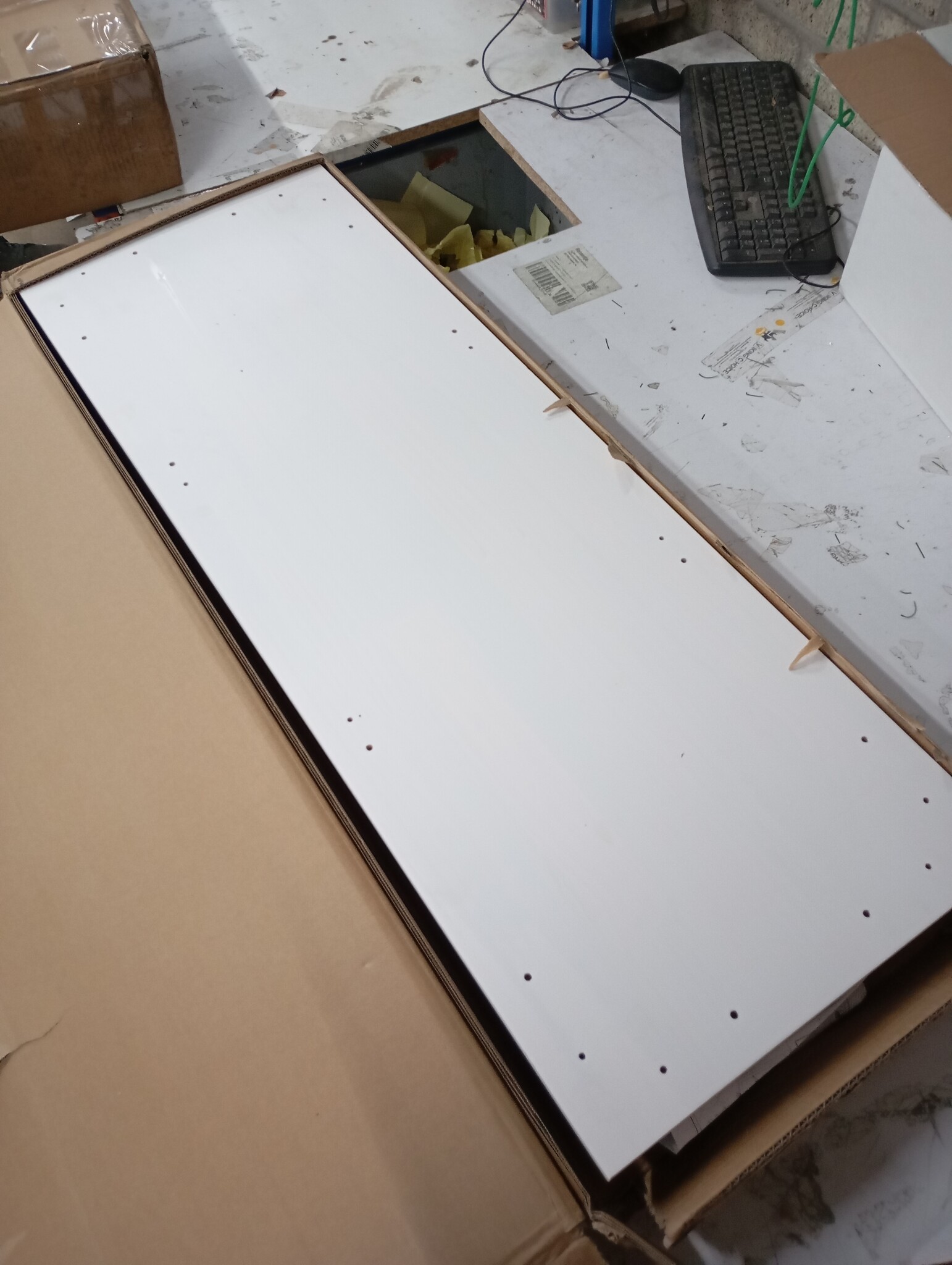 vidaXL Wandtafel Grenenhout Wit - 58% Korting