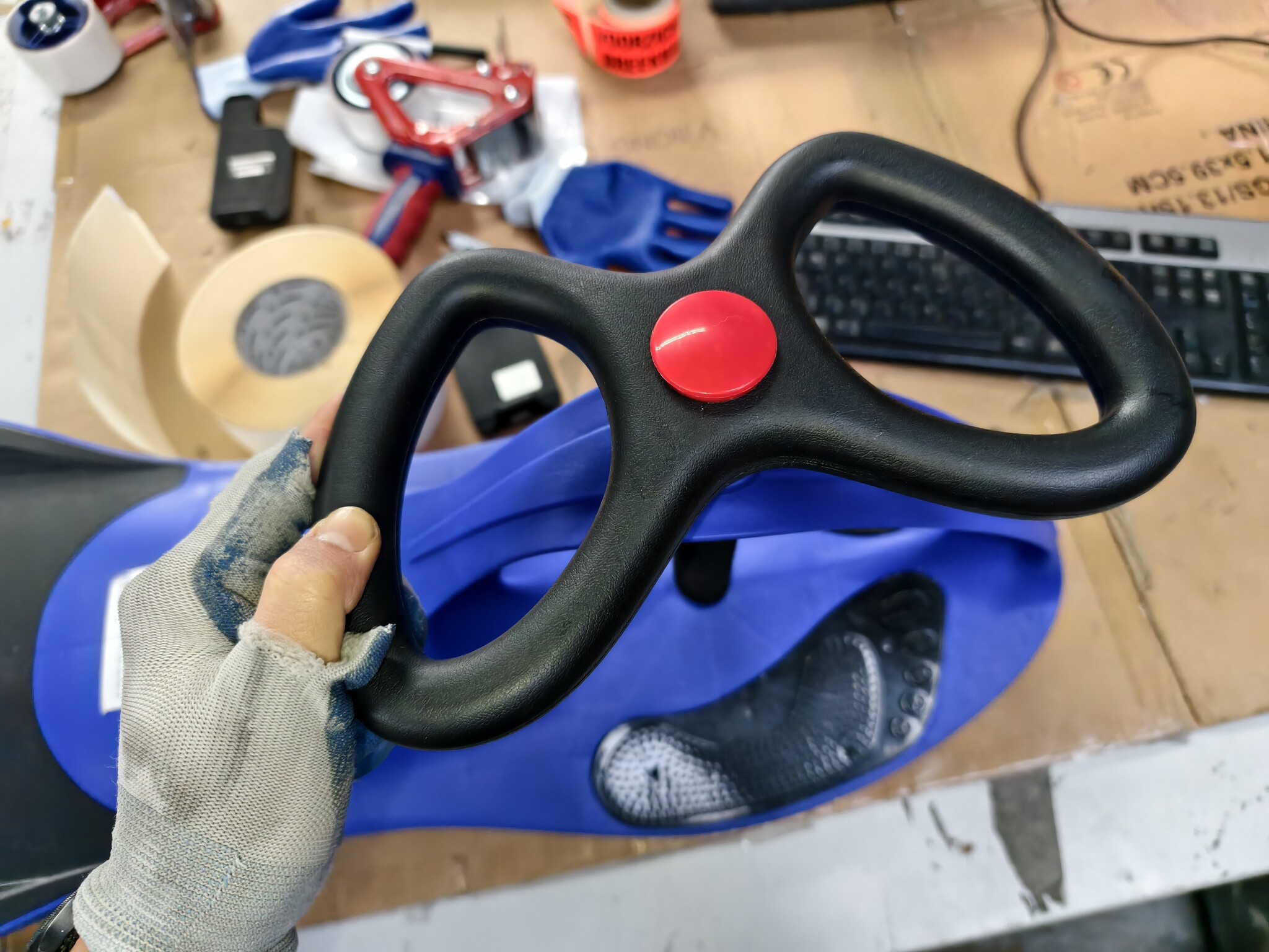 Blauwe Wiebelauto met LED Wielen - 57% Korting!