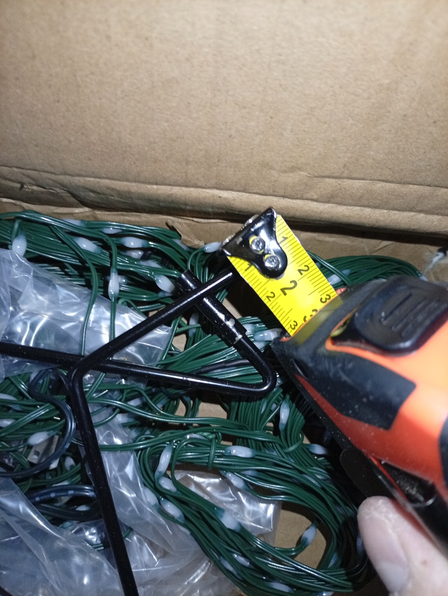 Retourtje: Blauwe Kegelkerstboom 310 LED's 56% Korting