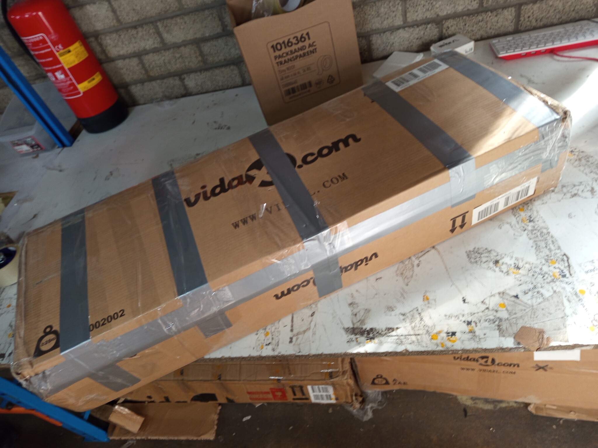 vidaXL Massief Grenenhouten Bedframe Grijs 200x200 cm - 66% Korting!