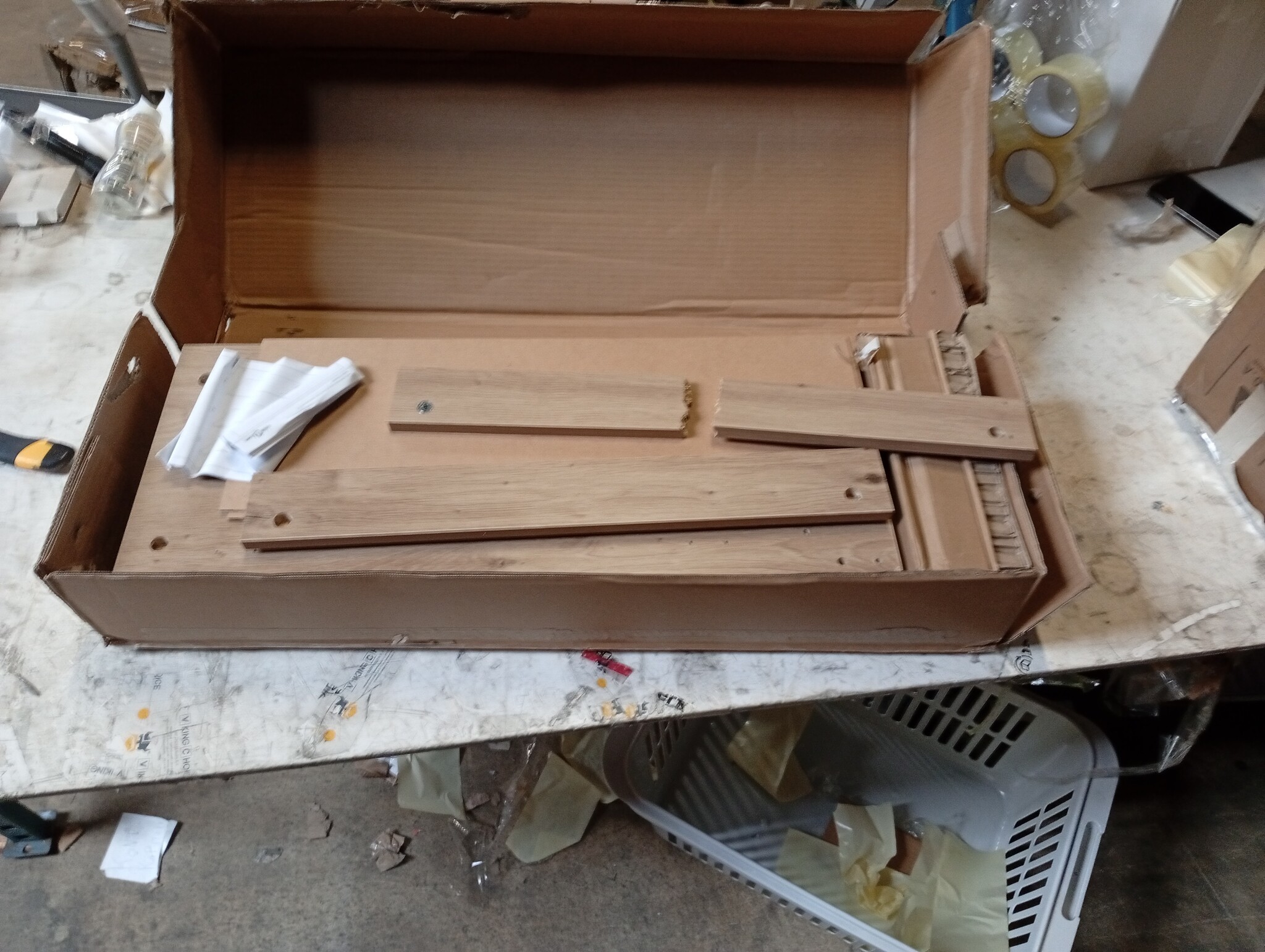 Retouretje: Dressoir Artisanaal Eikenhout (66% Korting!)