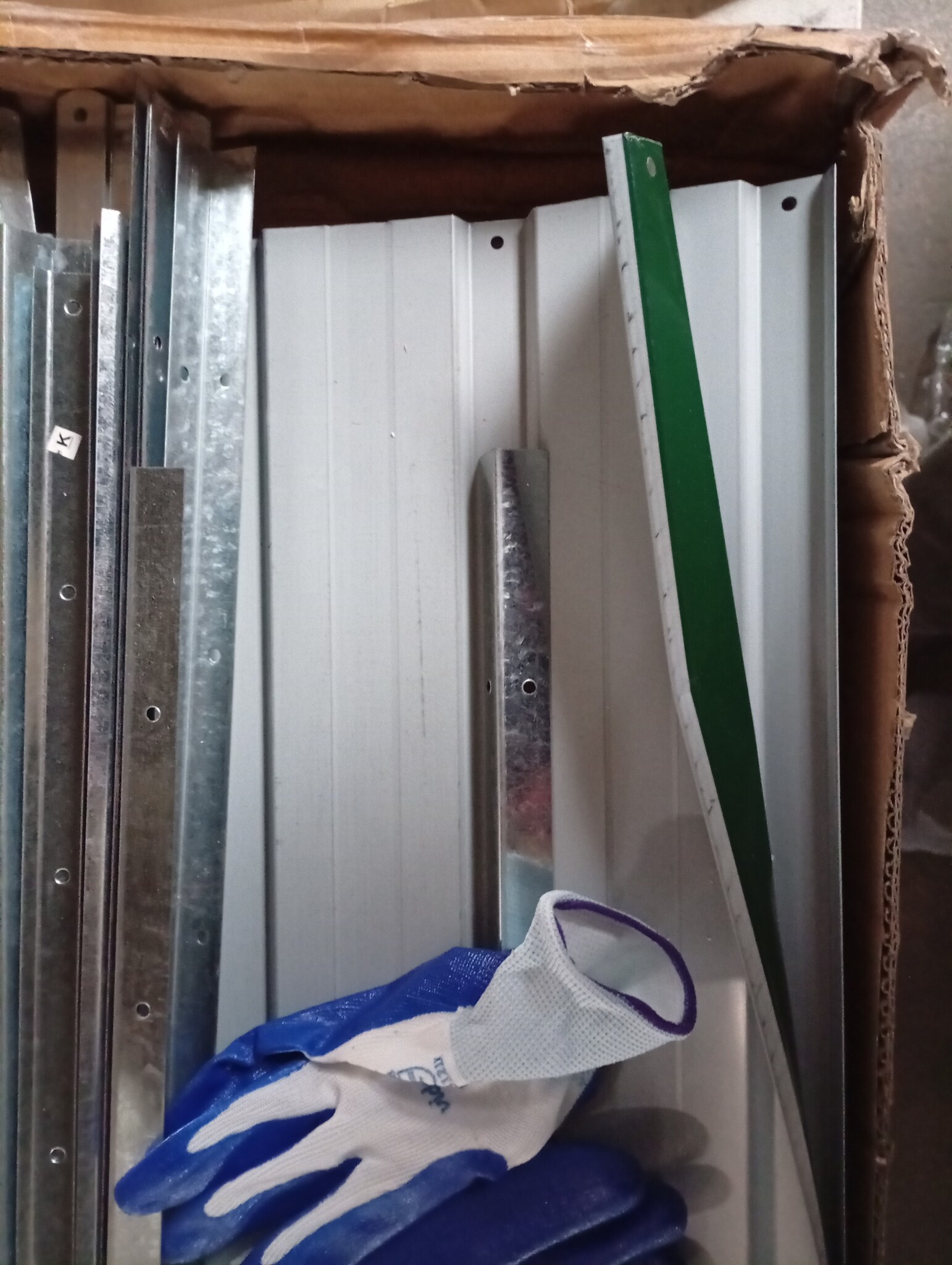 vidaXL Verhoogde Plantenbak 480x80x77 cm Groen - 59% Korting!