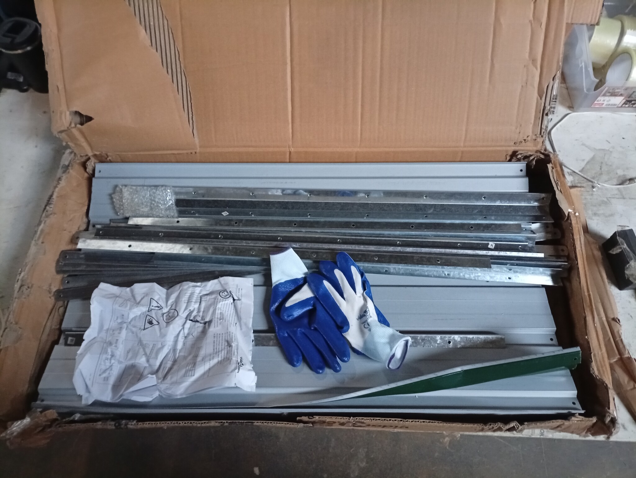 vidaXL Verhoogde Plantenbak 480x80x77 cm Groen - 59% Korting!