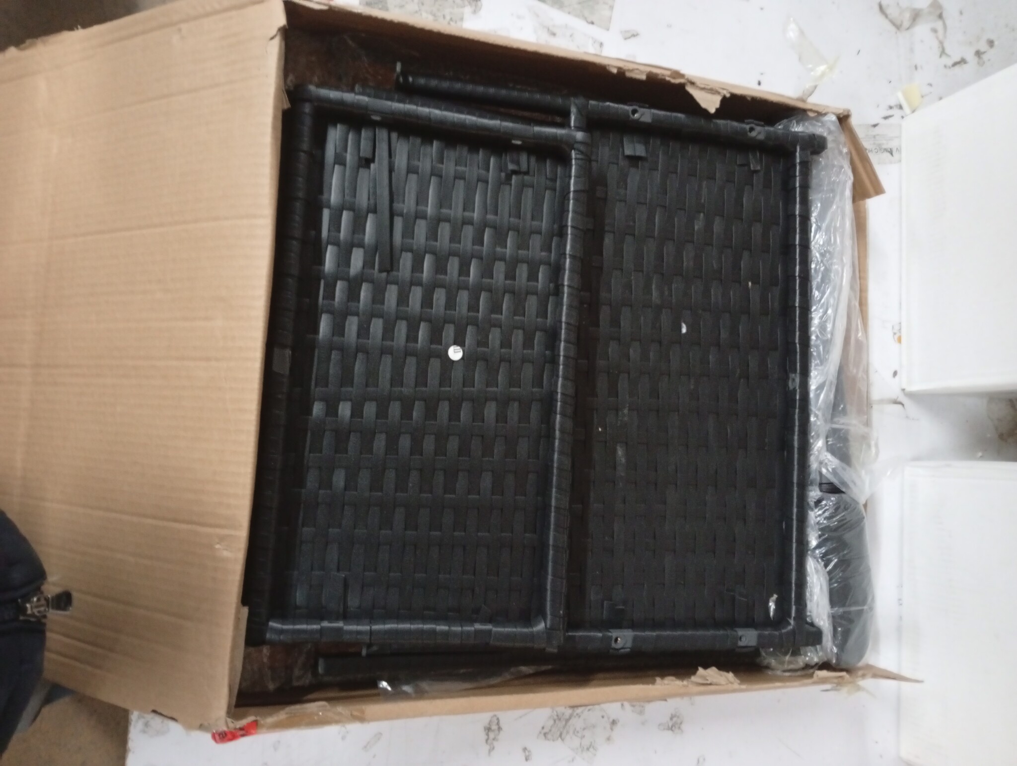 vidaXL Tuintafel met parasolgat 55x55x46,5 cm poly rattan zwart