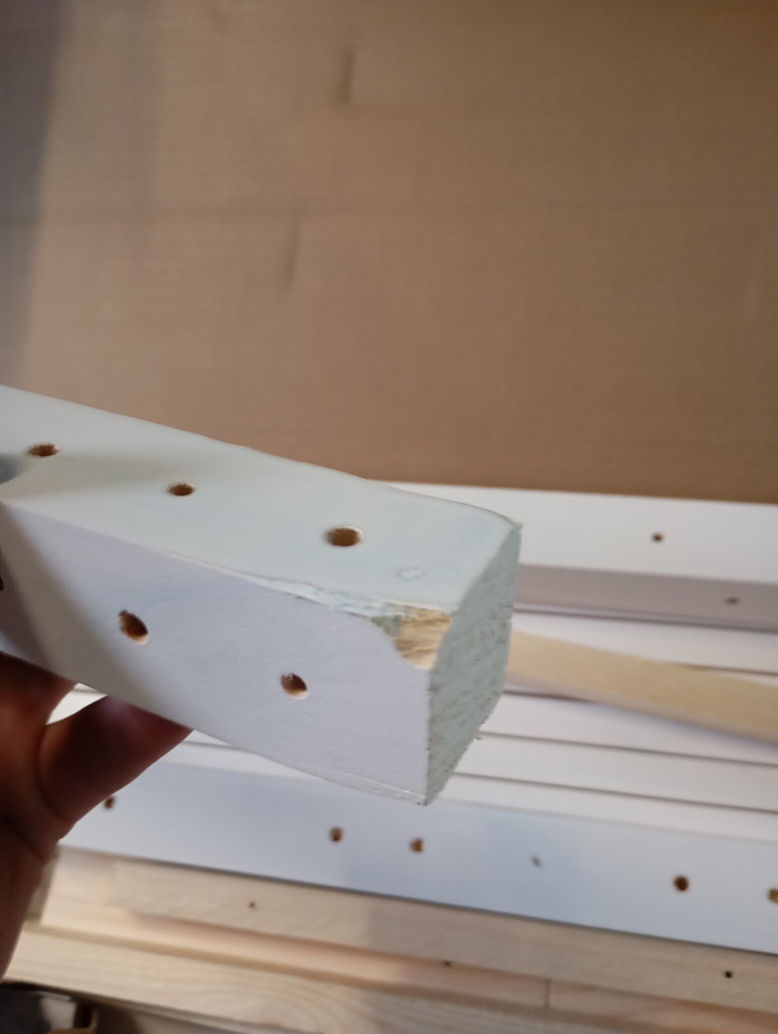 Retourtje: Wit Grenenhouten Bedframe 200x200 cm - 62% Korting!