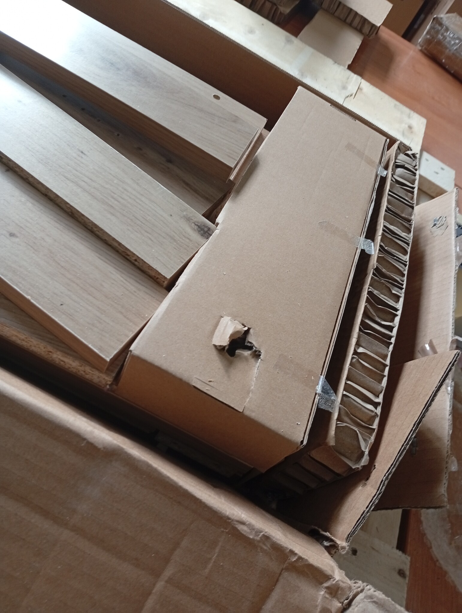 vidaXL Dressoir met Korting (75%!) - Bewerkt Hout