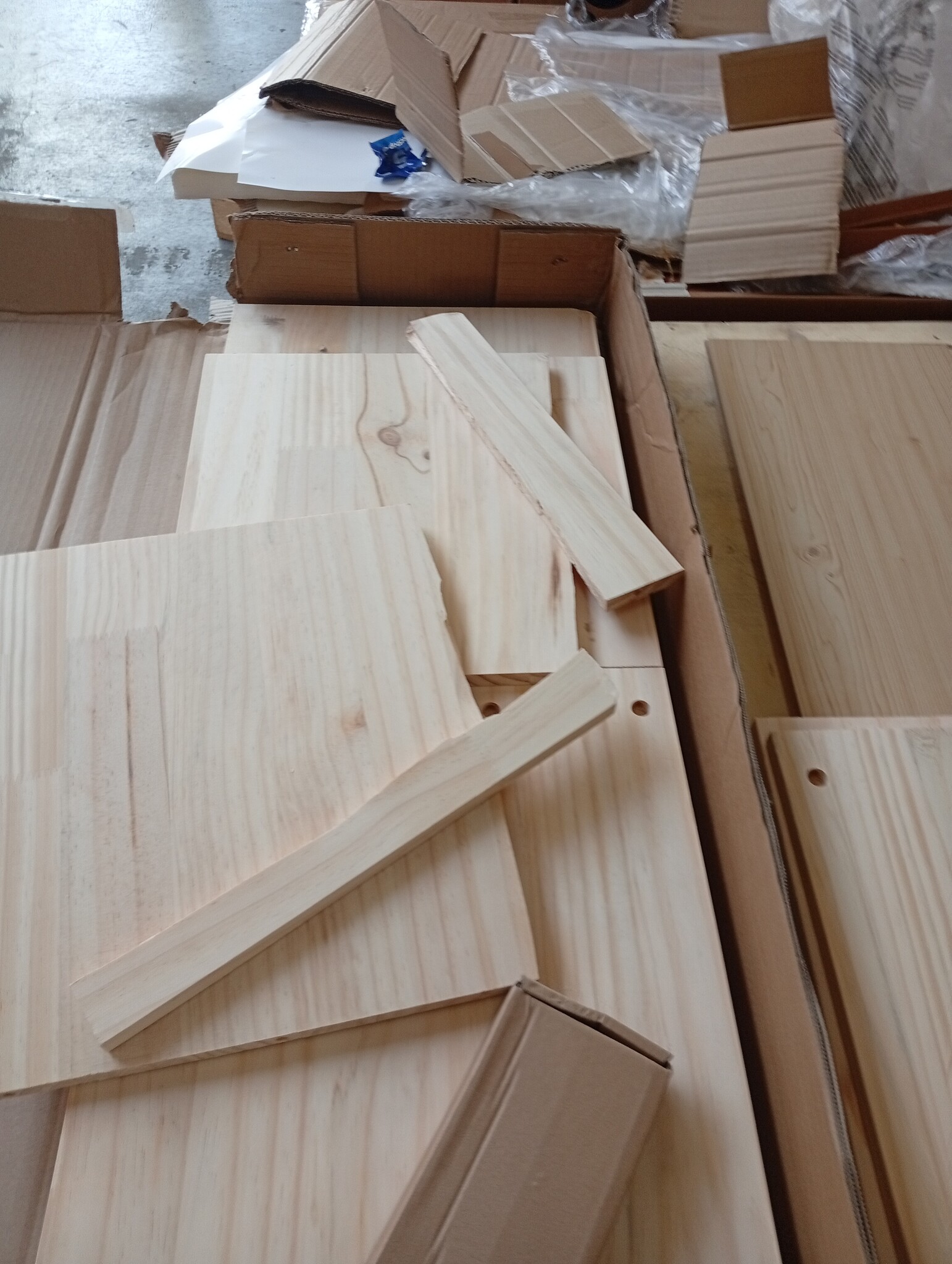 vidaXL Boekenkast 70x33x110cm Grenenhout - 75% Korting