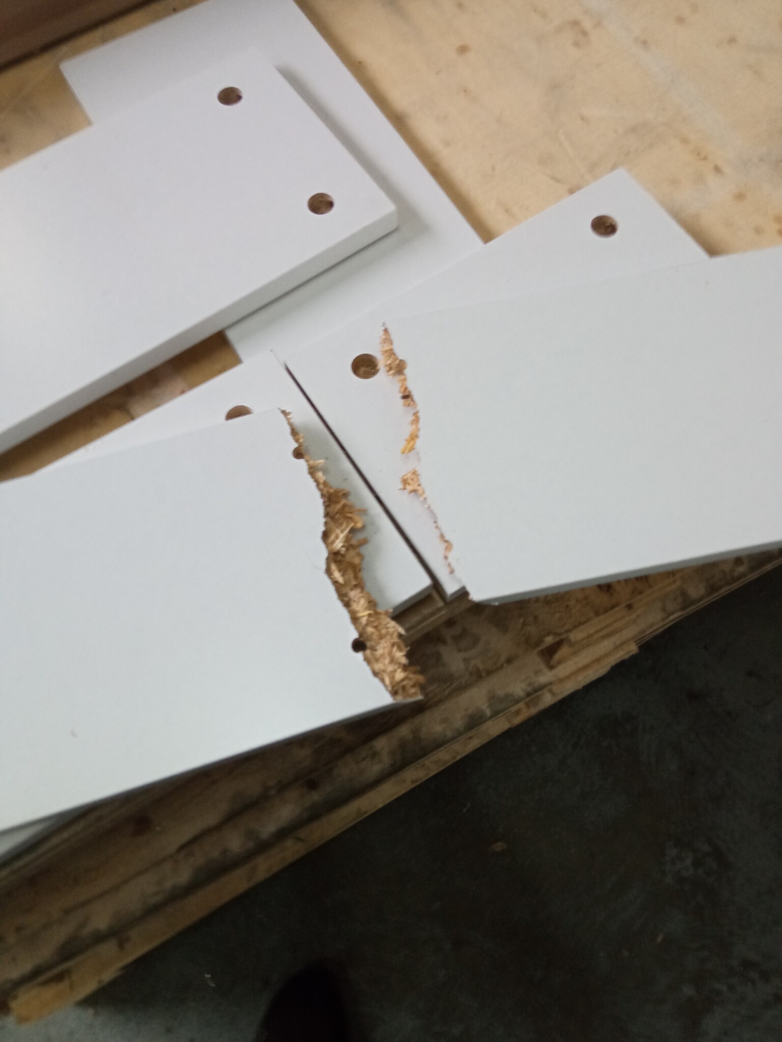 VidaXL Bureau met Schappen - Wit - 75% Korting