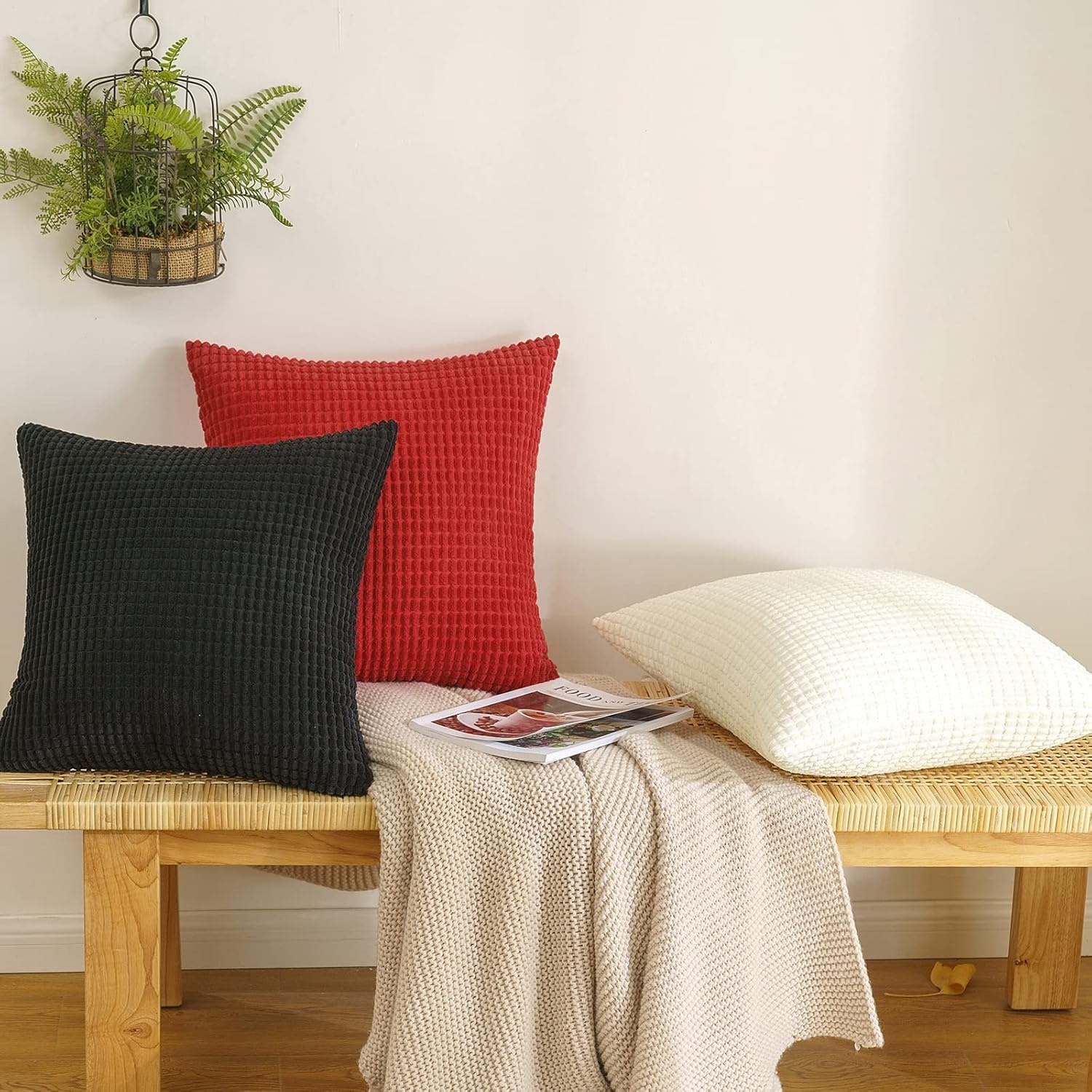 EMEMA Kleine granulaire kussenslopen voor decoratieve kussens, zacht, vierkant, voor zetel en bed, polyestermix, modern en elegant, slaapkamer, woonkamer, 2 stuks, 60 x 60 cm, melkwit