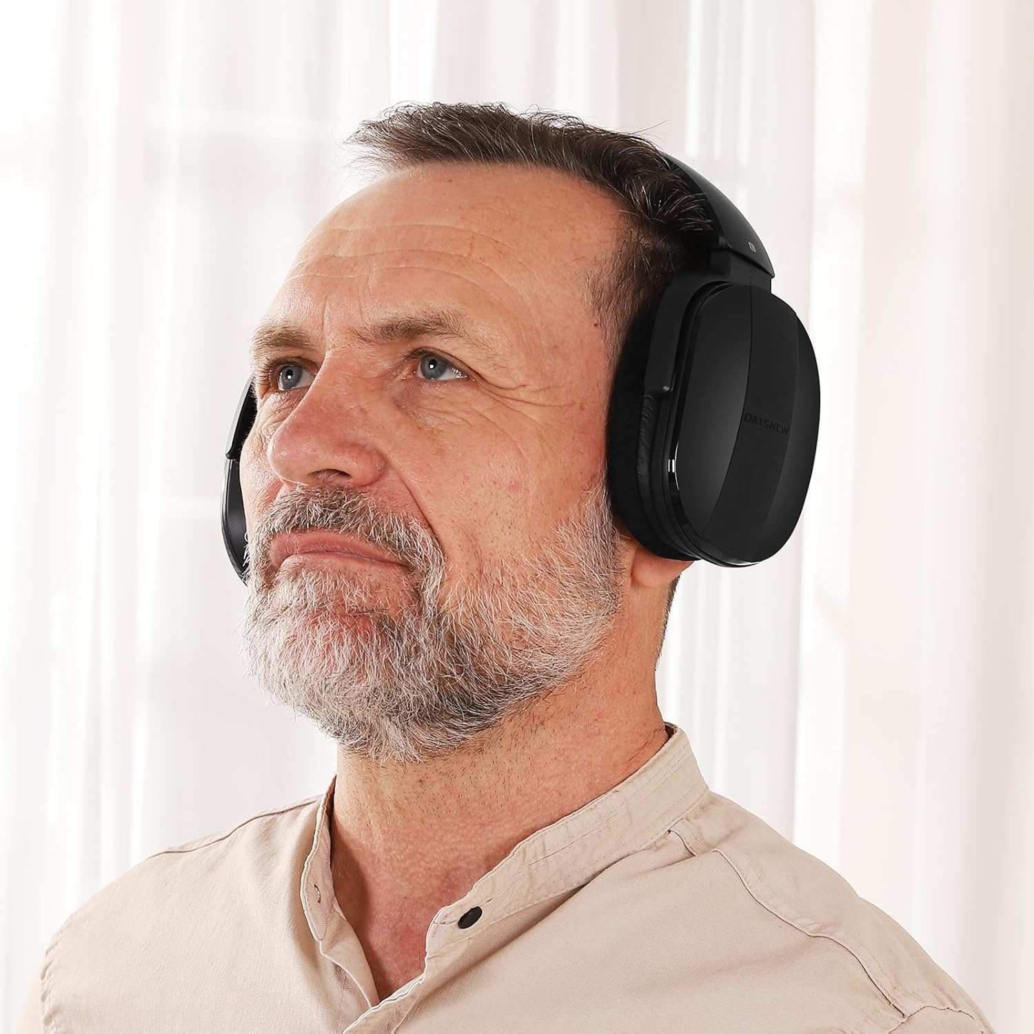 Draadloze hoofdtelefoon voor het kijken van tv met laadstation en RF-zender, comfortabele tv-hoofdtelefoon voor senioren, compatibel met alle tv's (zwart)