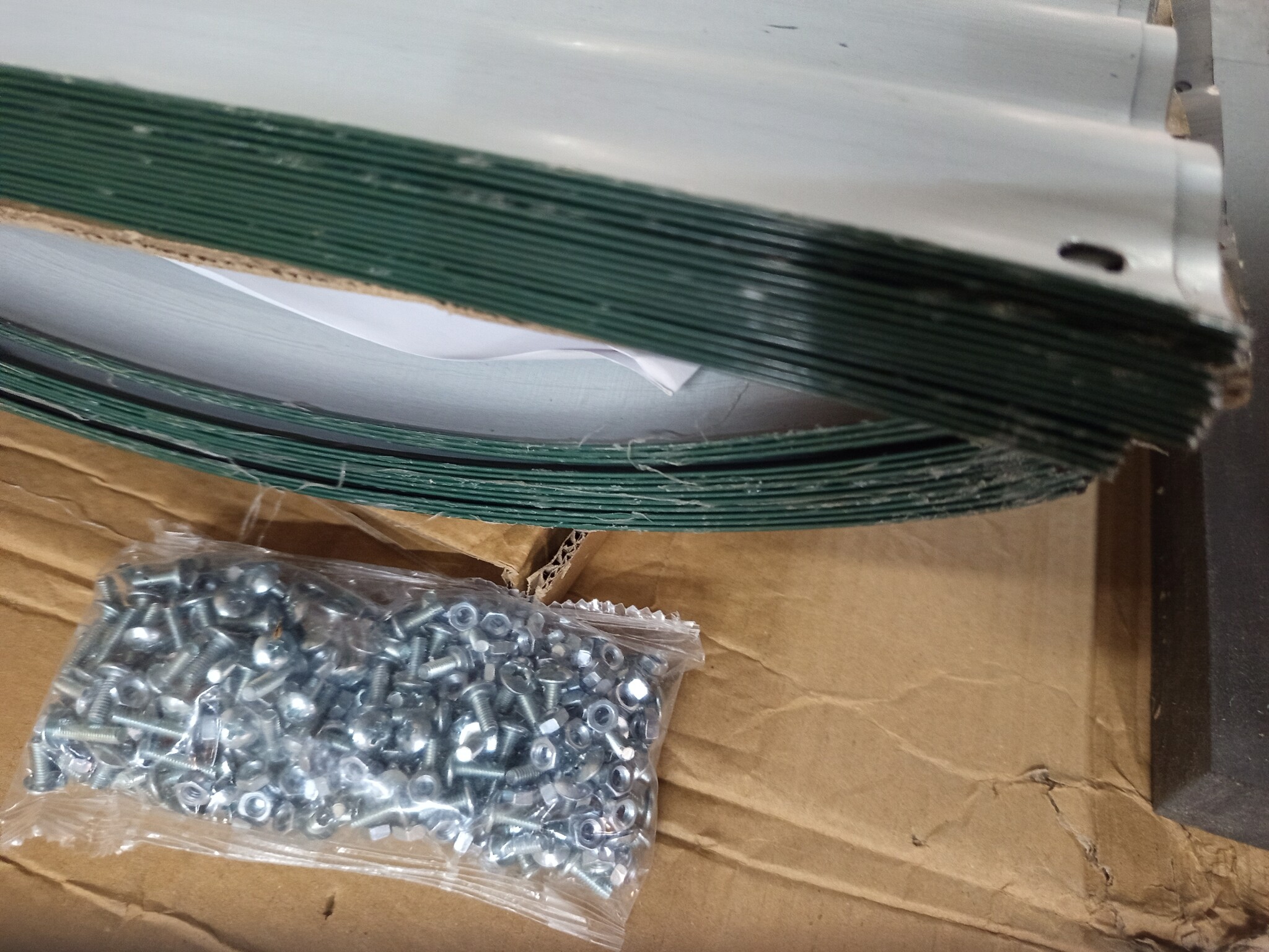 Retourtje: VidaXL Plantenbak Staal Groen (224x80x68 cm) - 54% Korting!