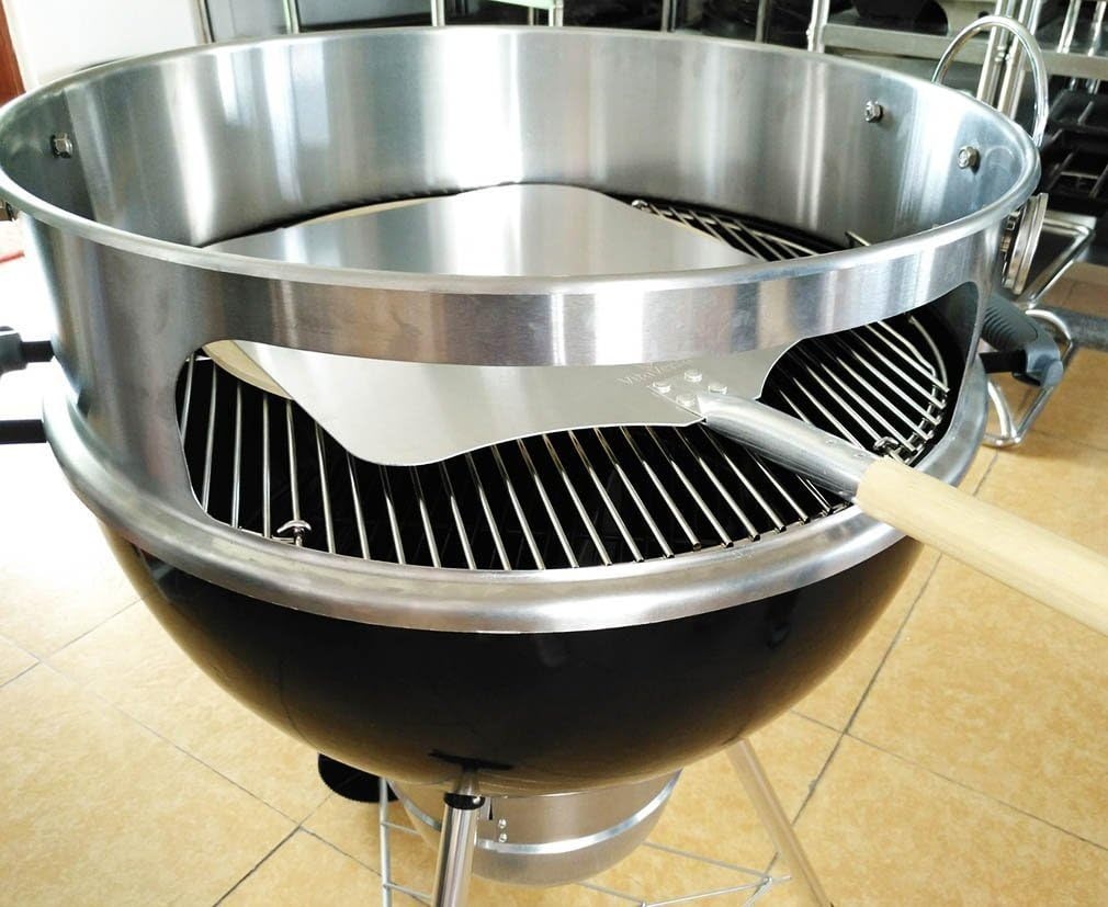 Onlyfire BRK-6023 RVS PizzaRing Set van kogelbarbecue pizzaset met pizzaschep, pizzasteen en thermometer voor Weber 57 cm Kugelgrills houtskoolgrill