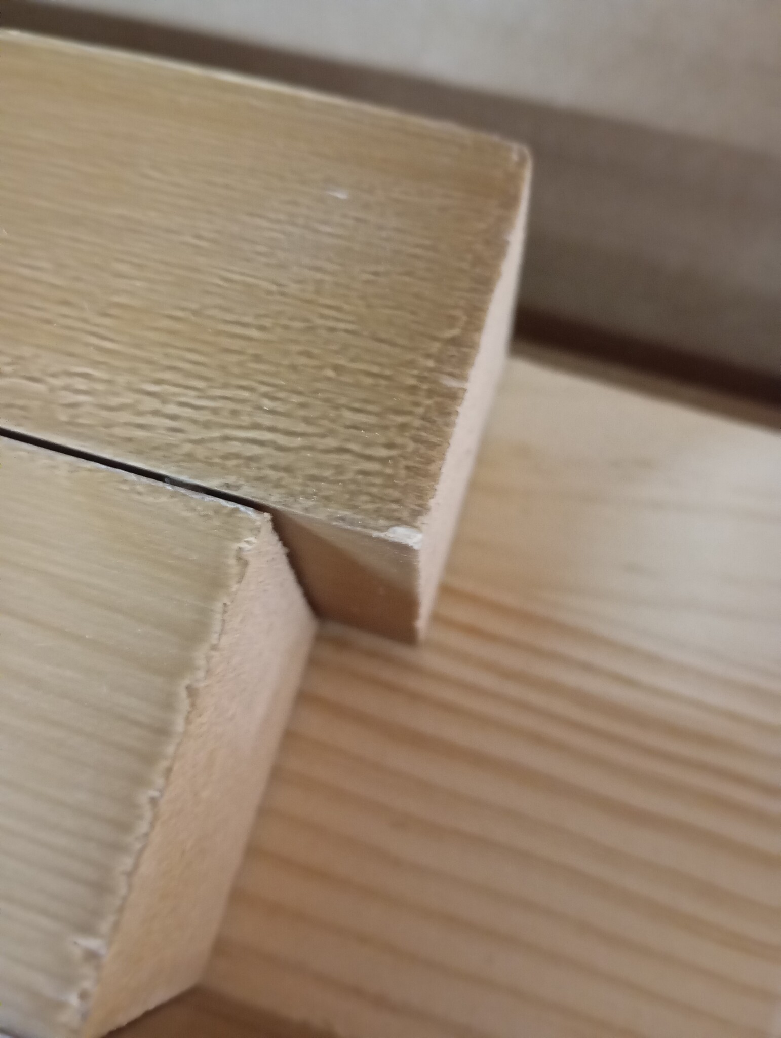 Houten Salontafel Grenenhout - 110x55x45 cm - Honingbruin - 77% Korting